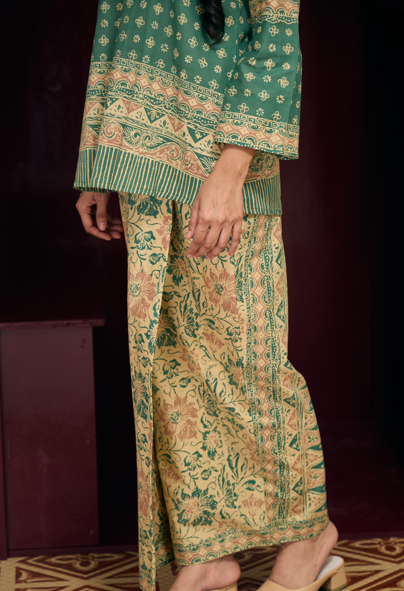 Divina in Green