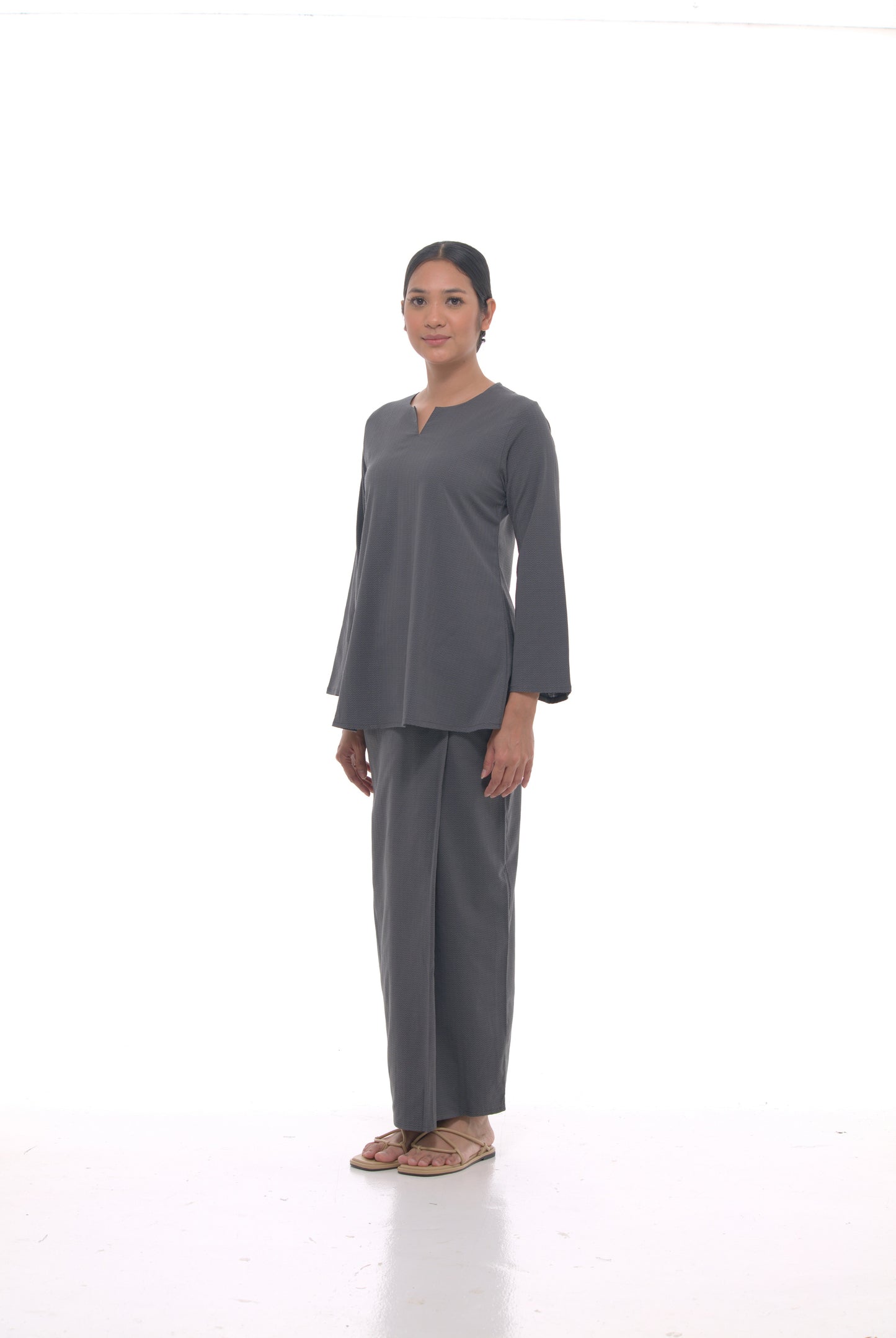 Junita Top in Dark Grey