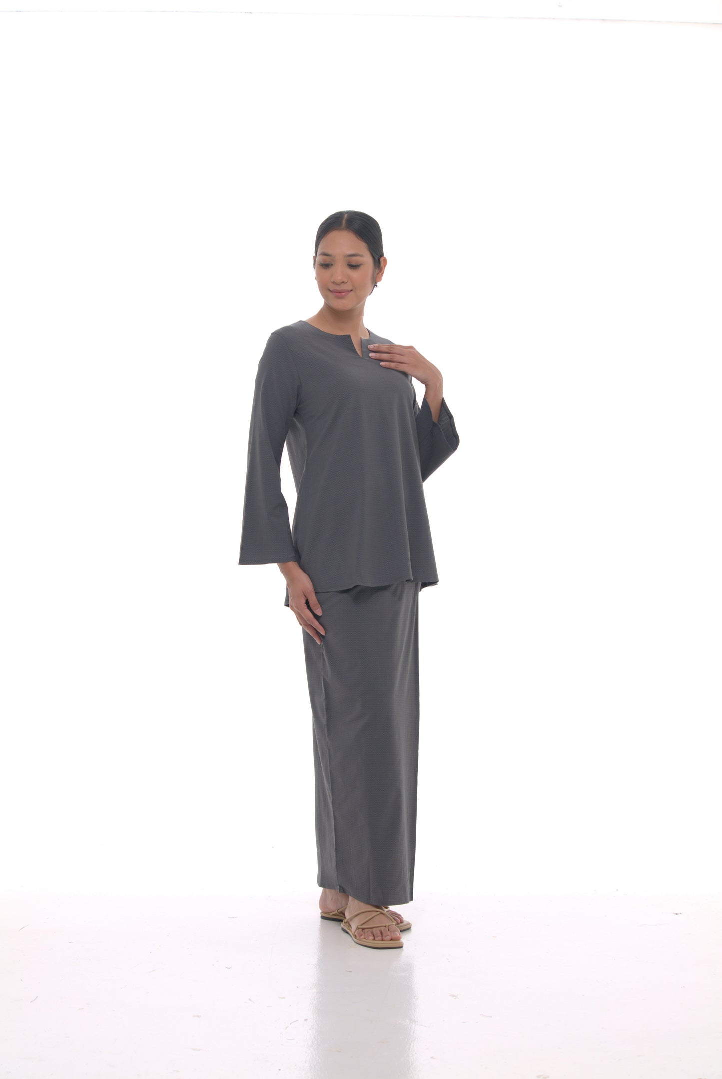 Junita Top in Dark Grey