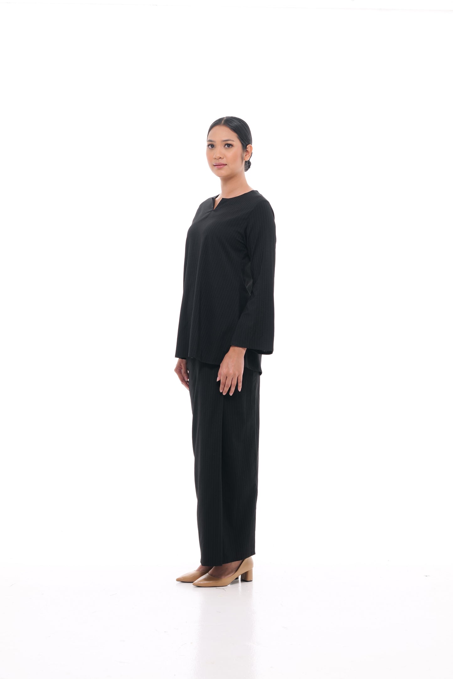 Junita Top in Black