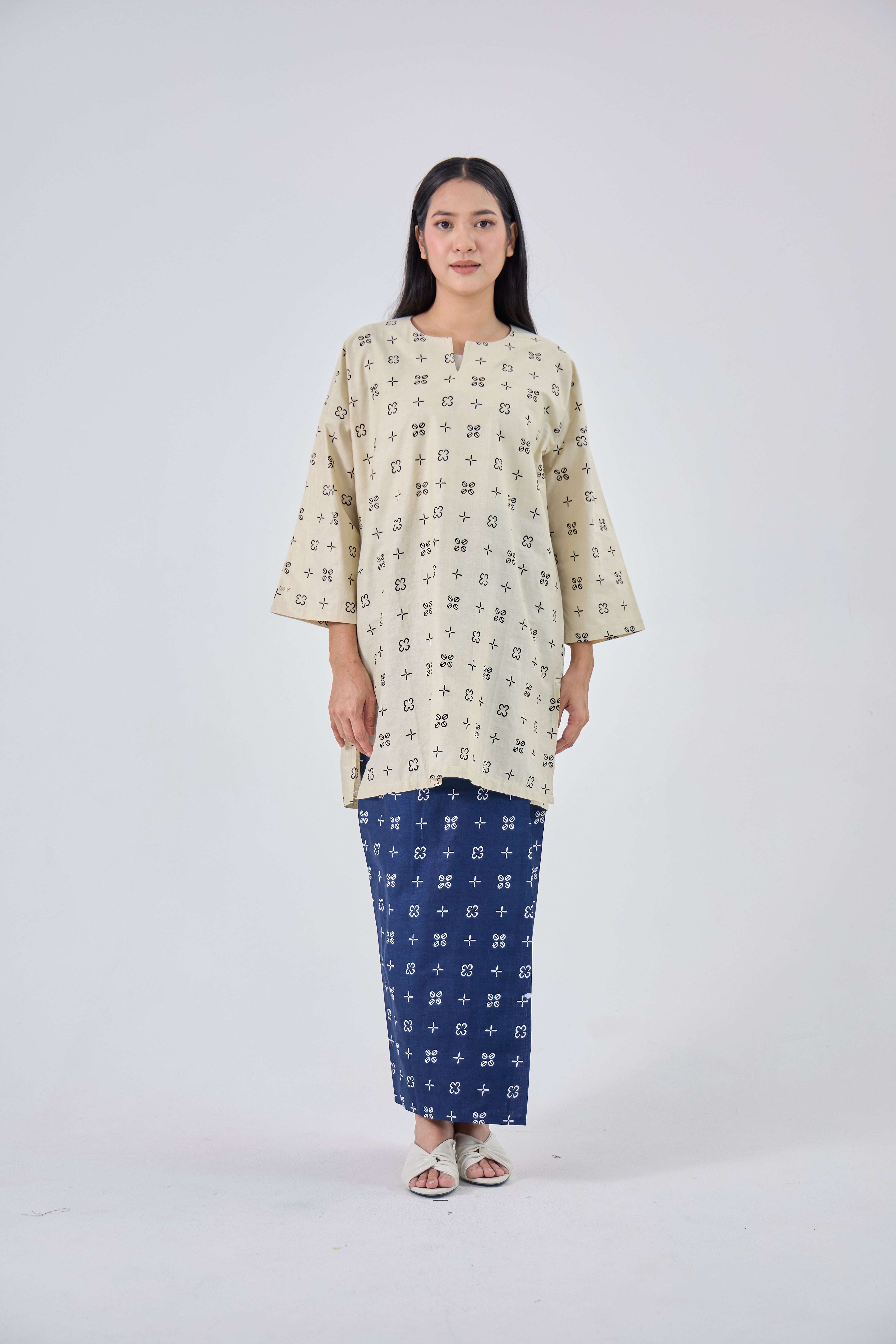 Murni Oversized Midi Top