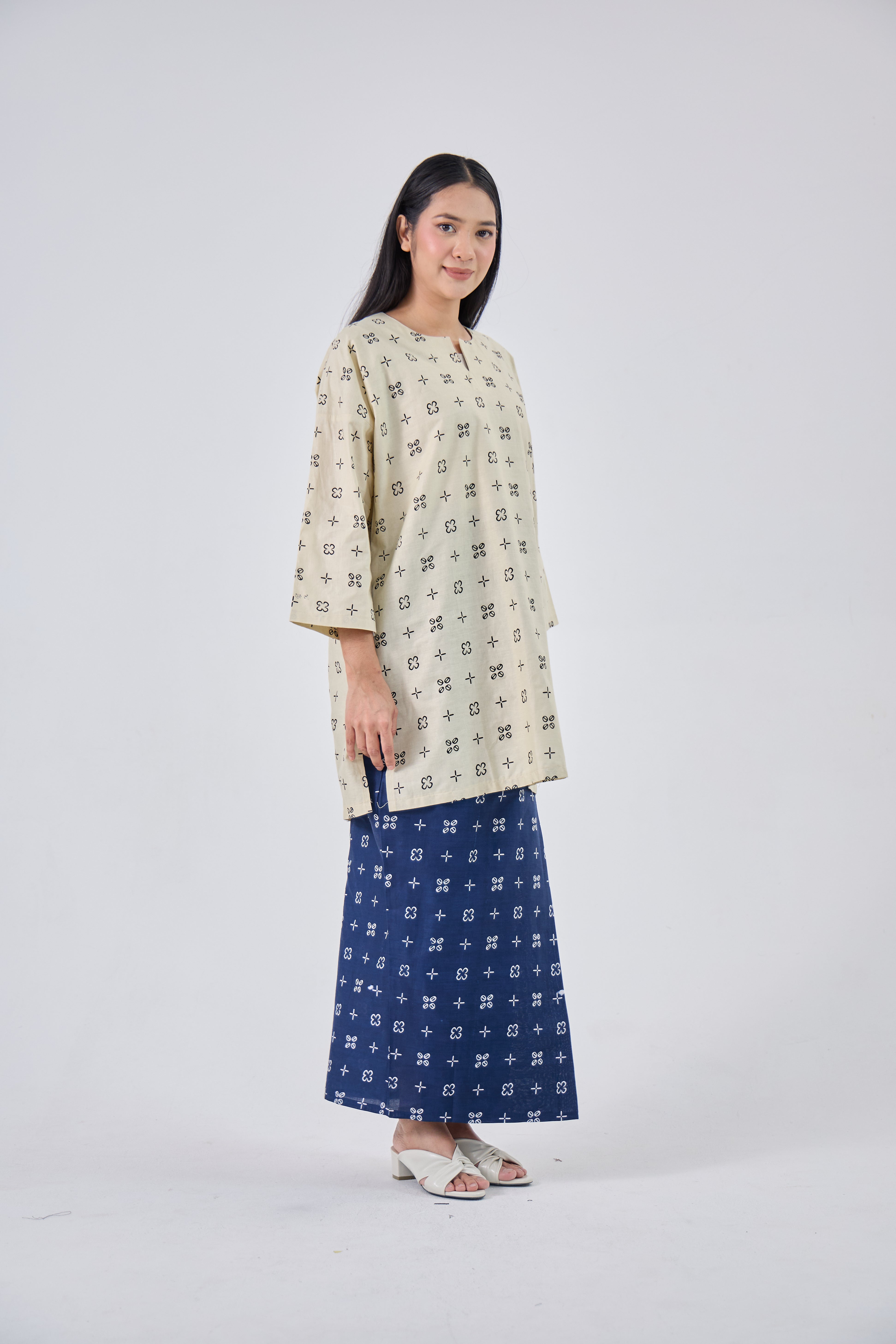Murni Oversized Midi Top