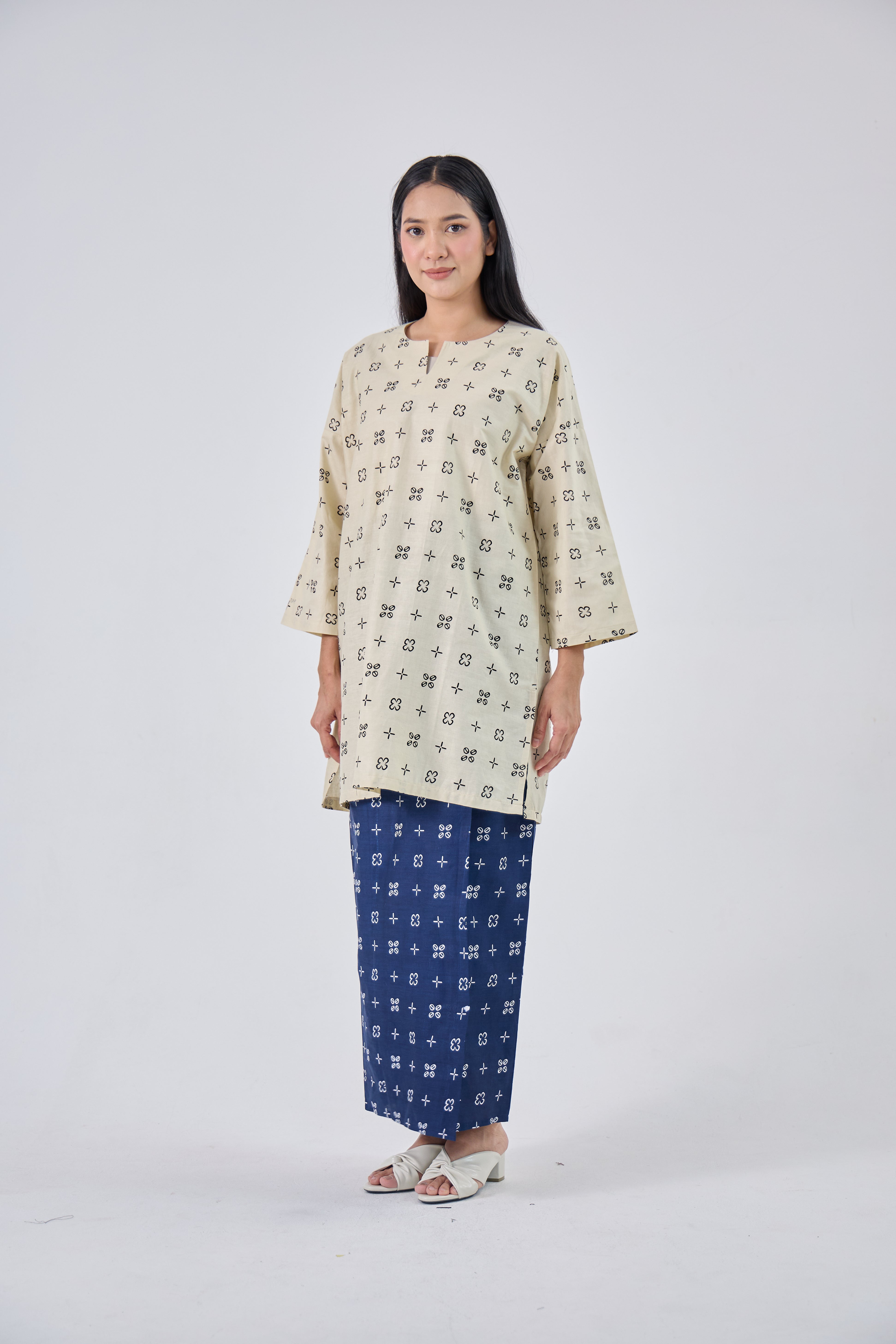 Murni Oversized Midi Top
