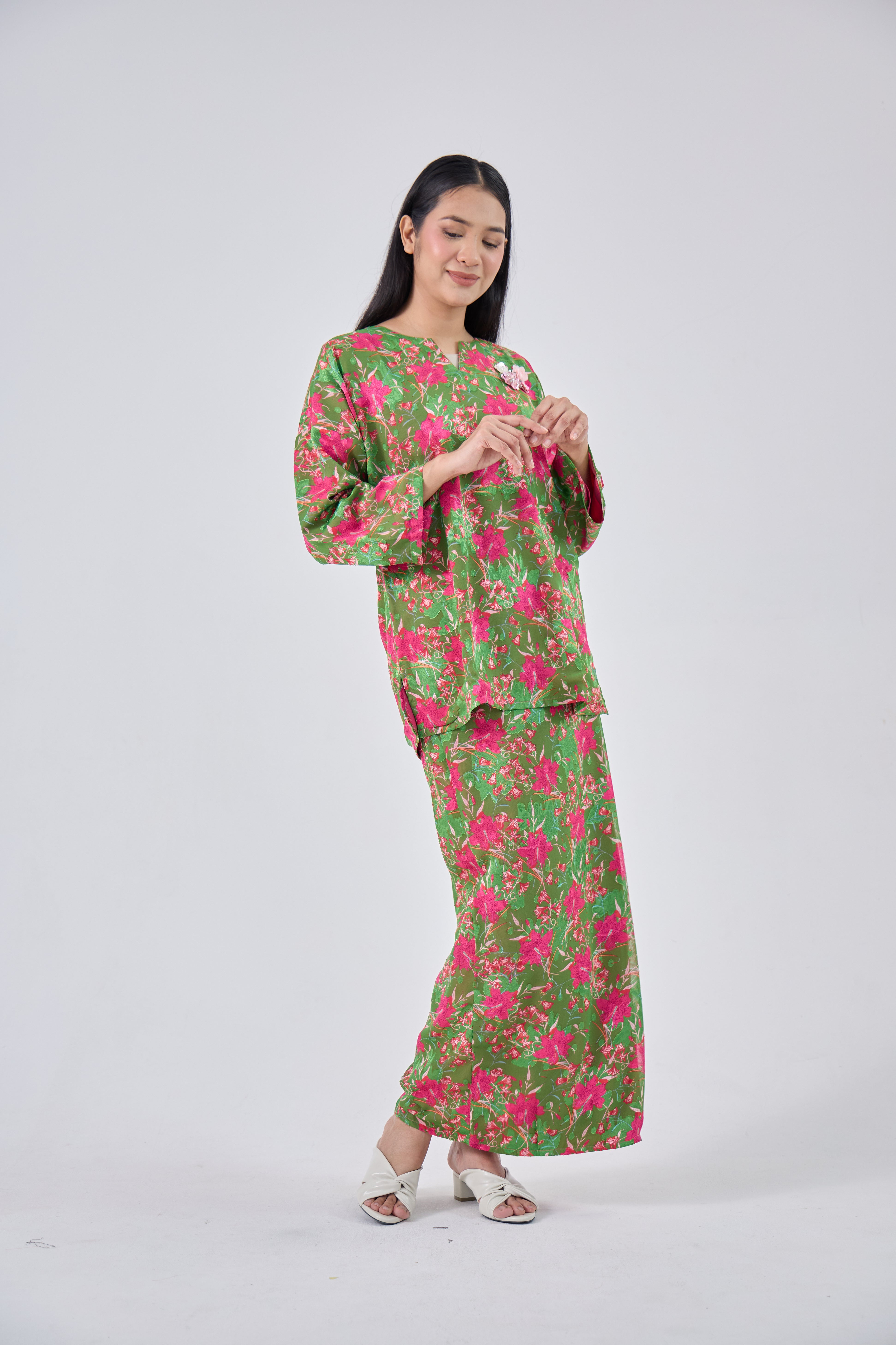 Maimun in Green