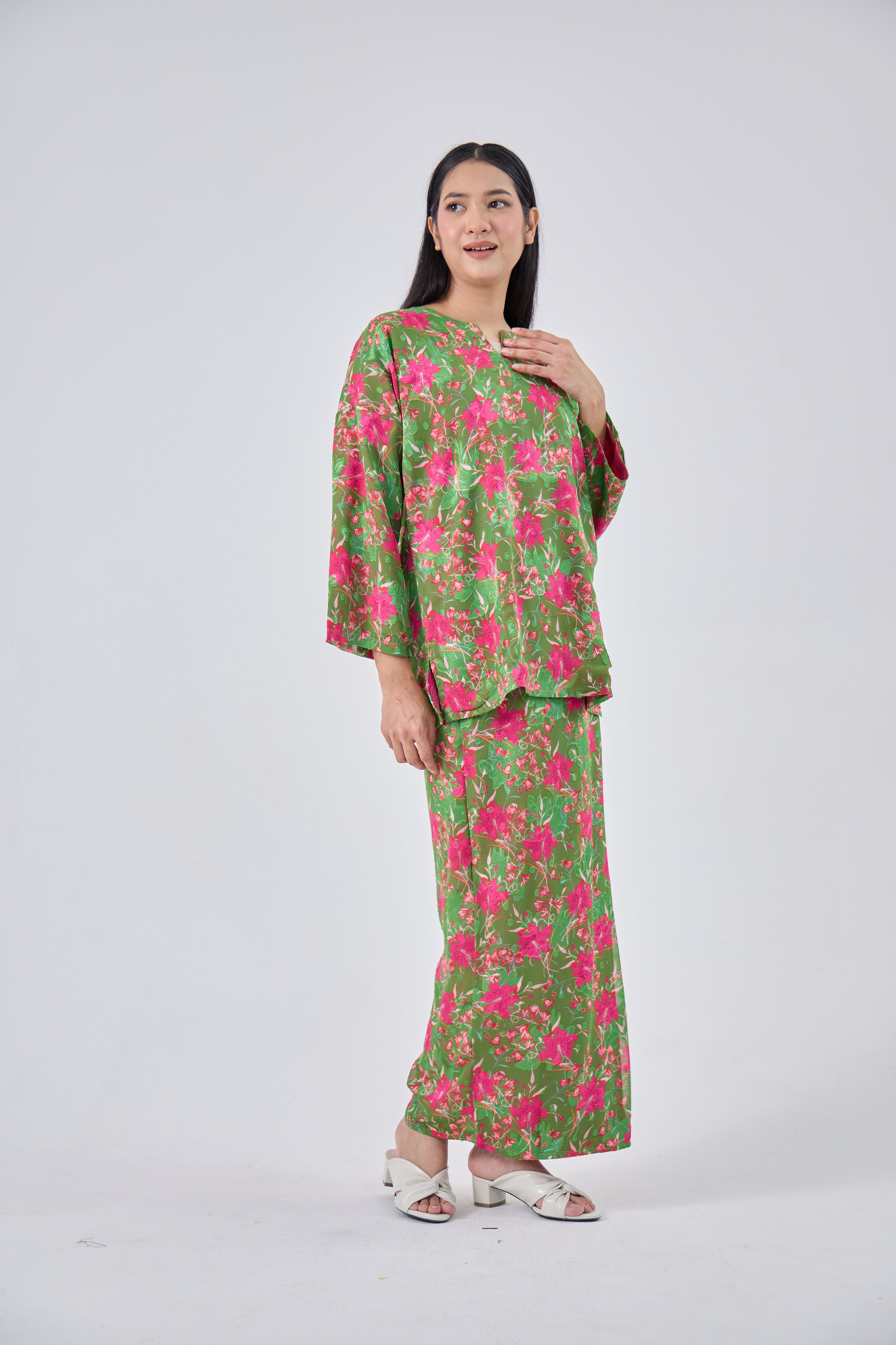 Maimun in Green