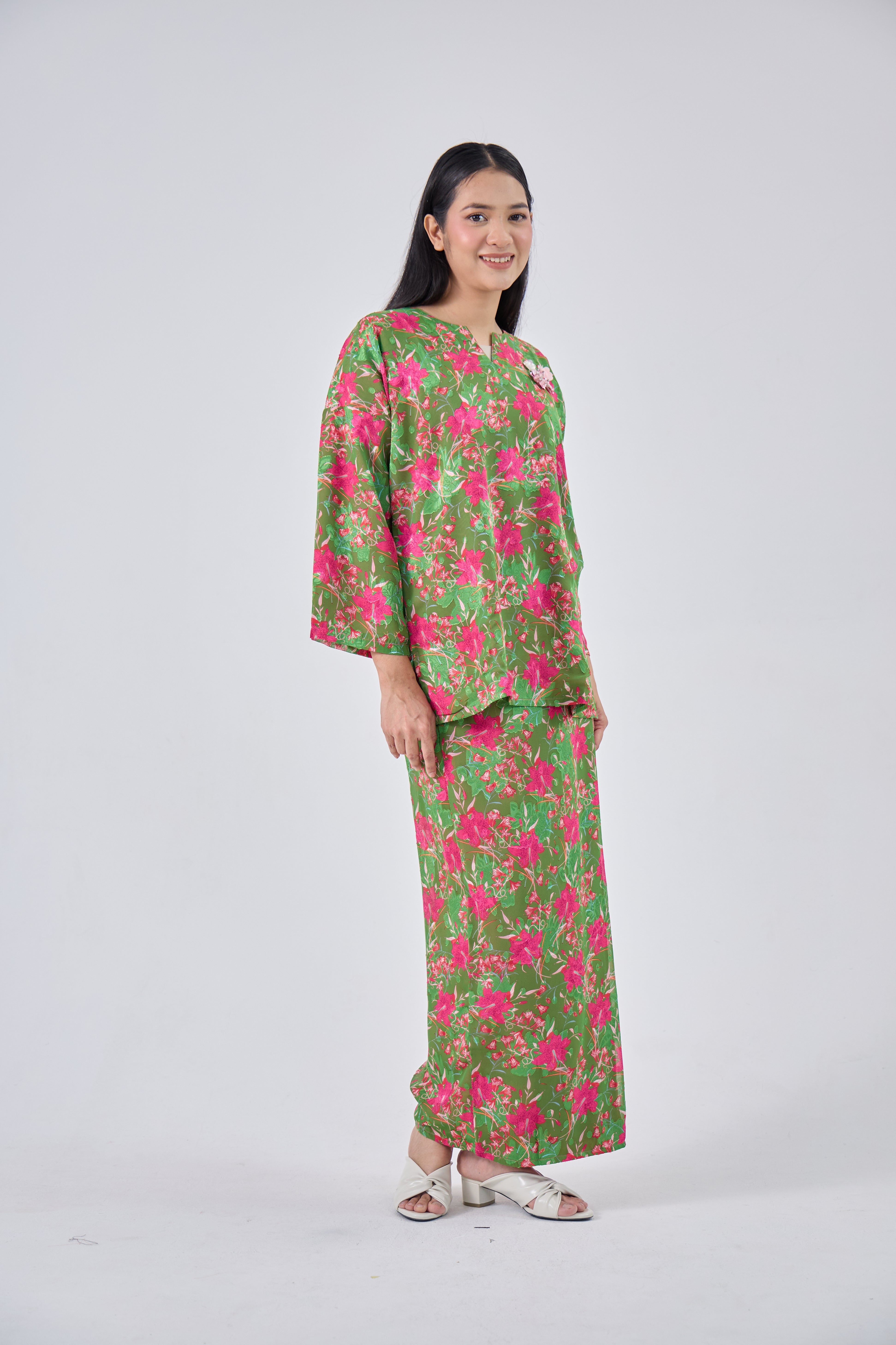 Maimun in Green