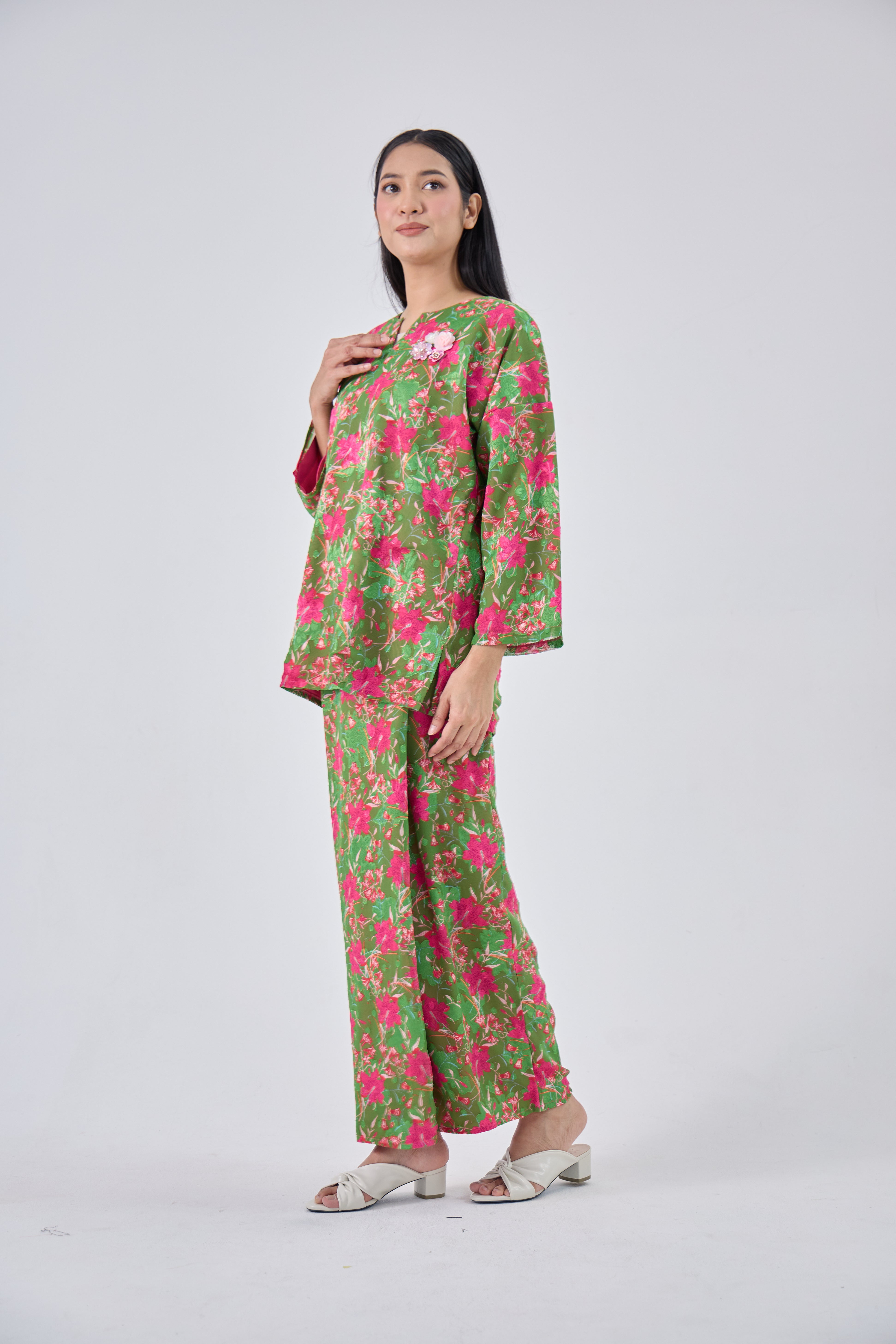 Maimun in Green