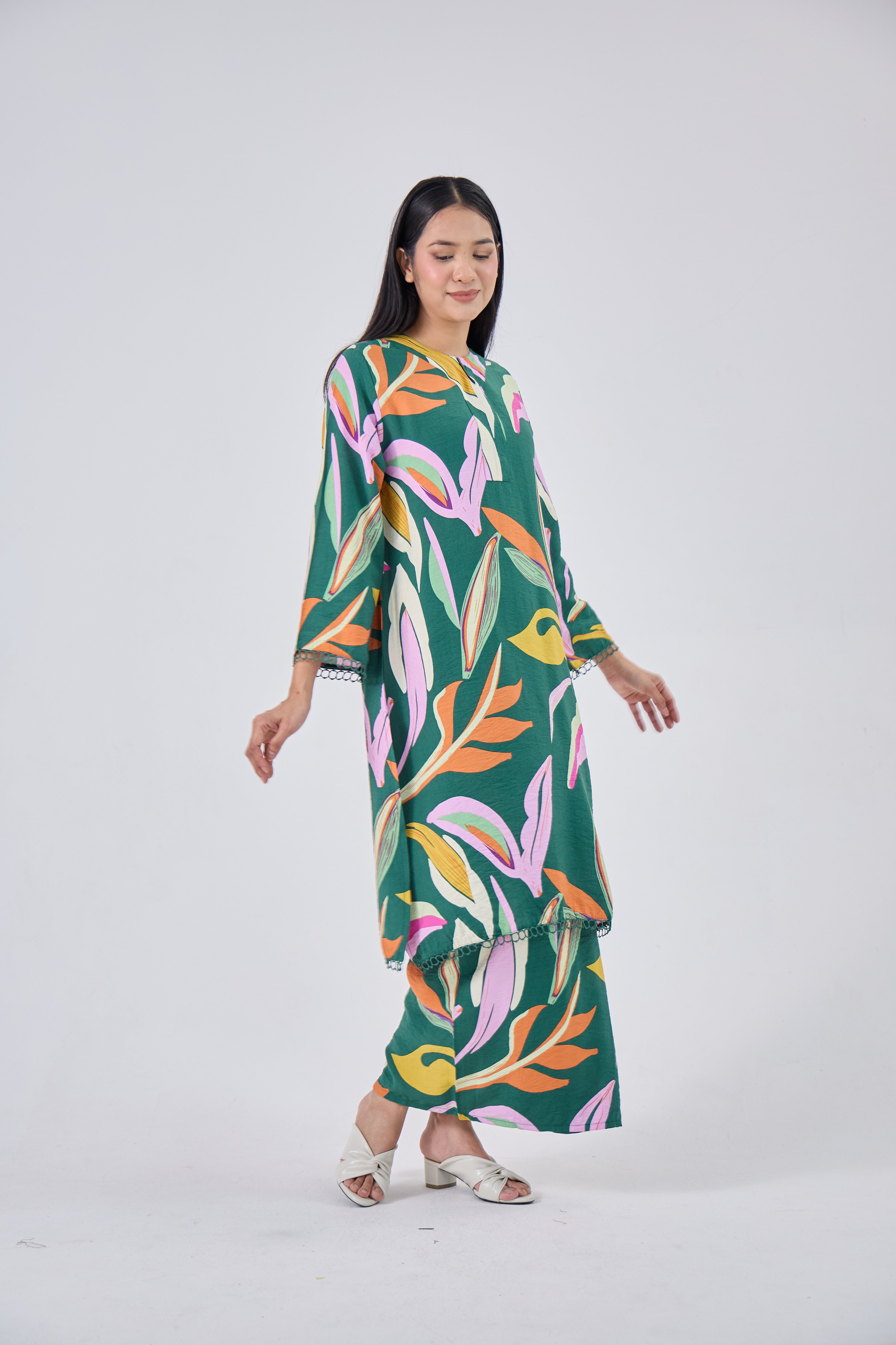 Maisa in Green