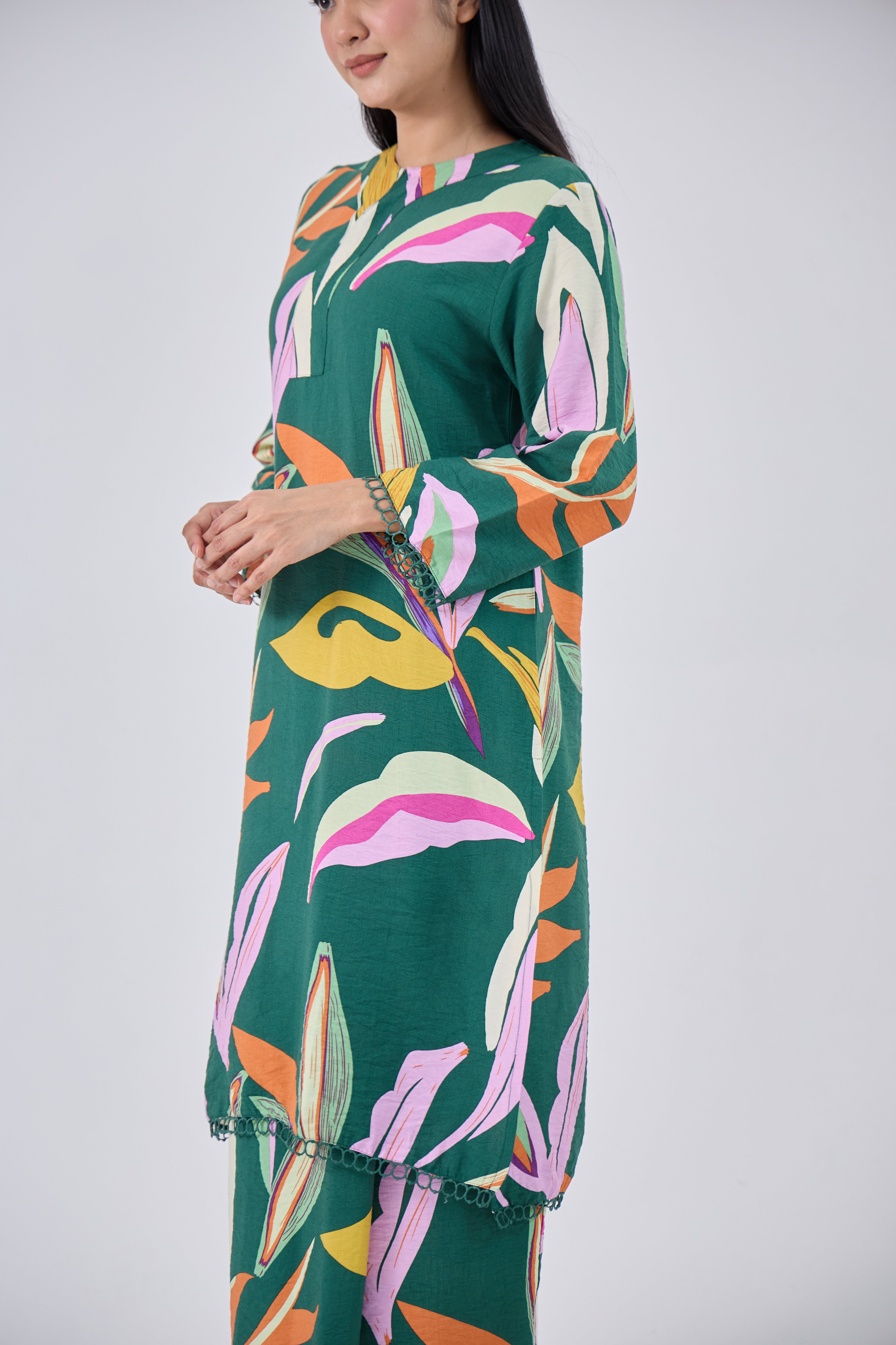 Maisa in Green