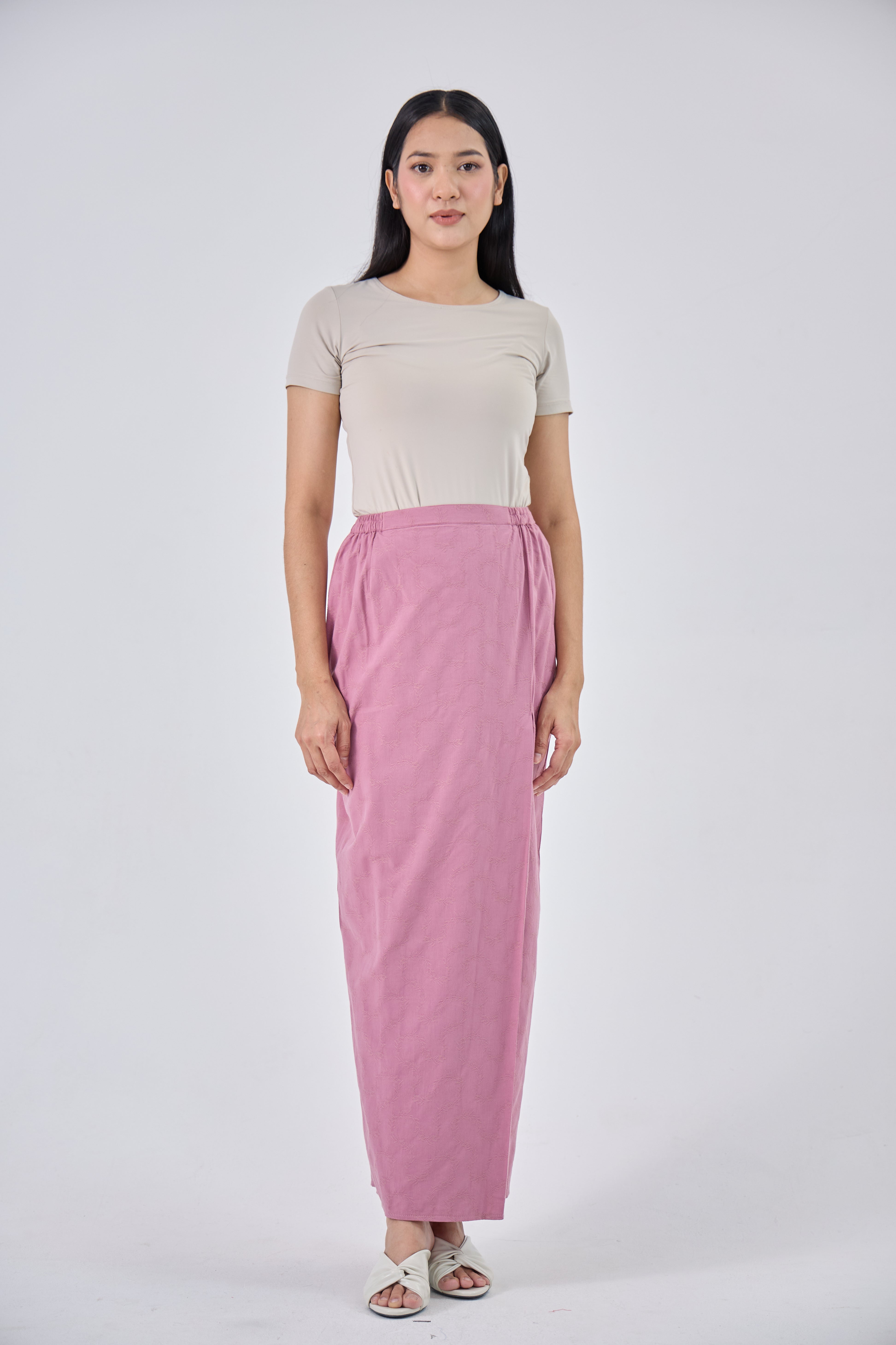 Liana in Pink