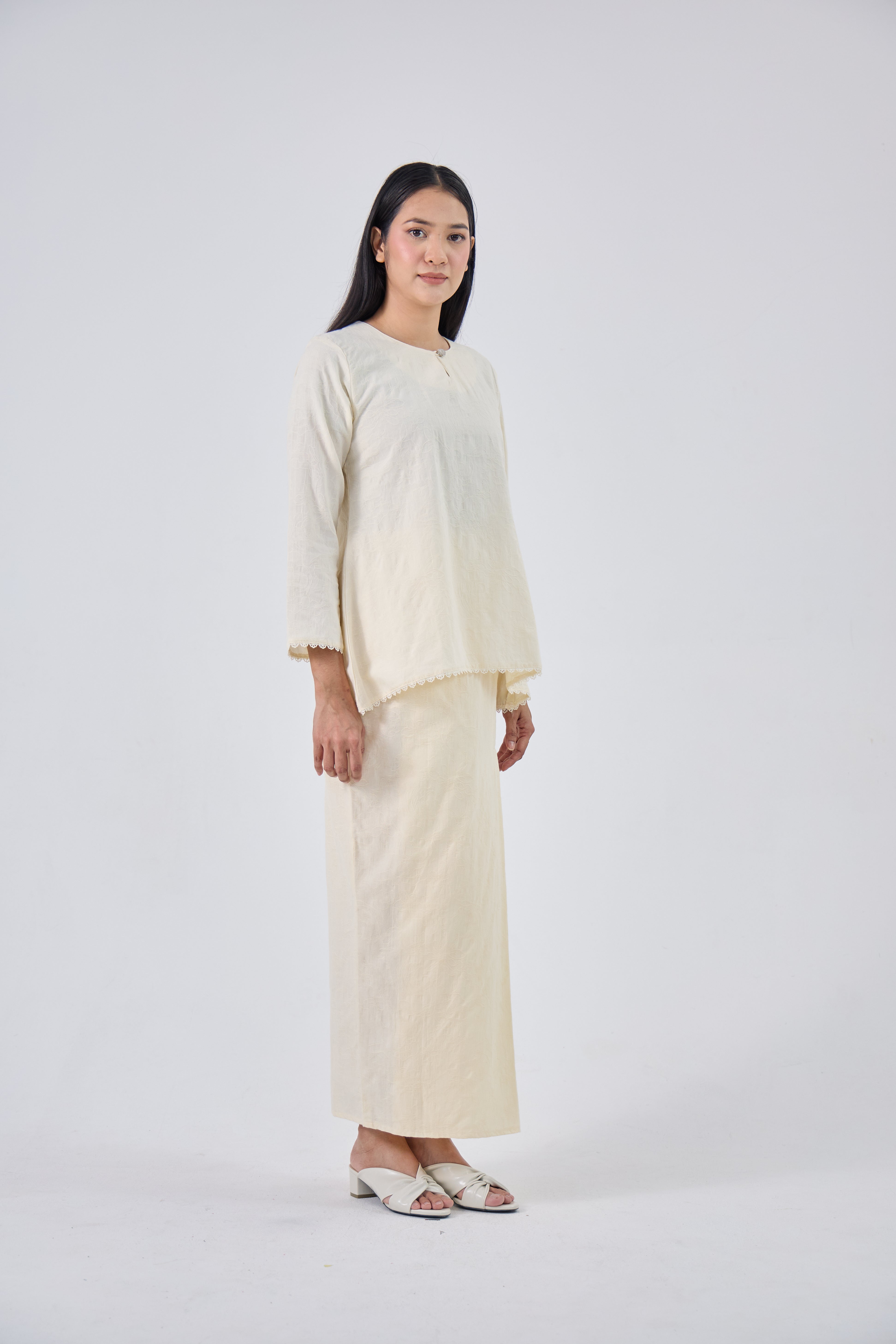 Laili in Cream