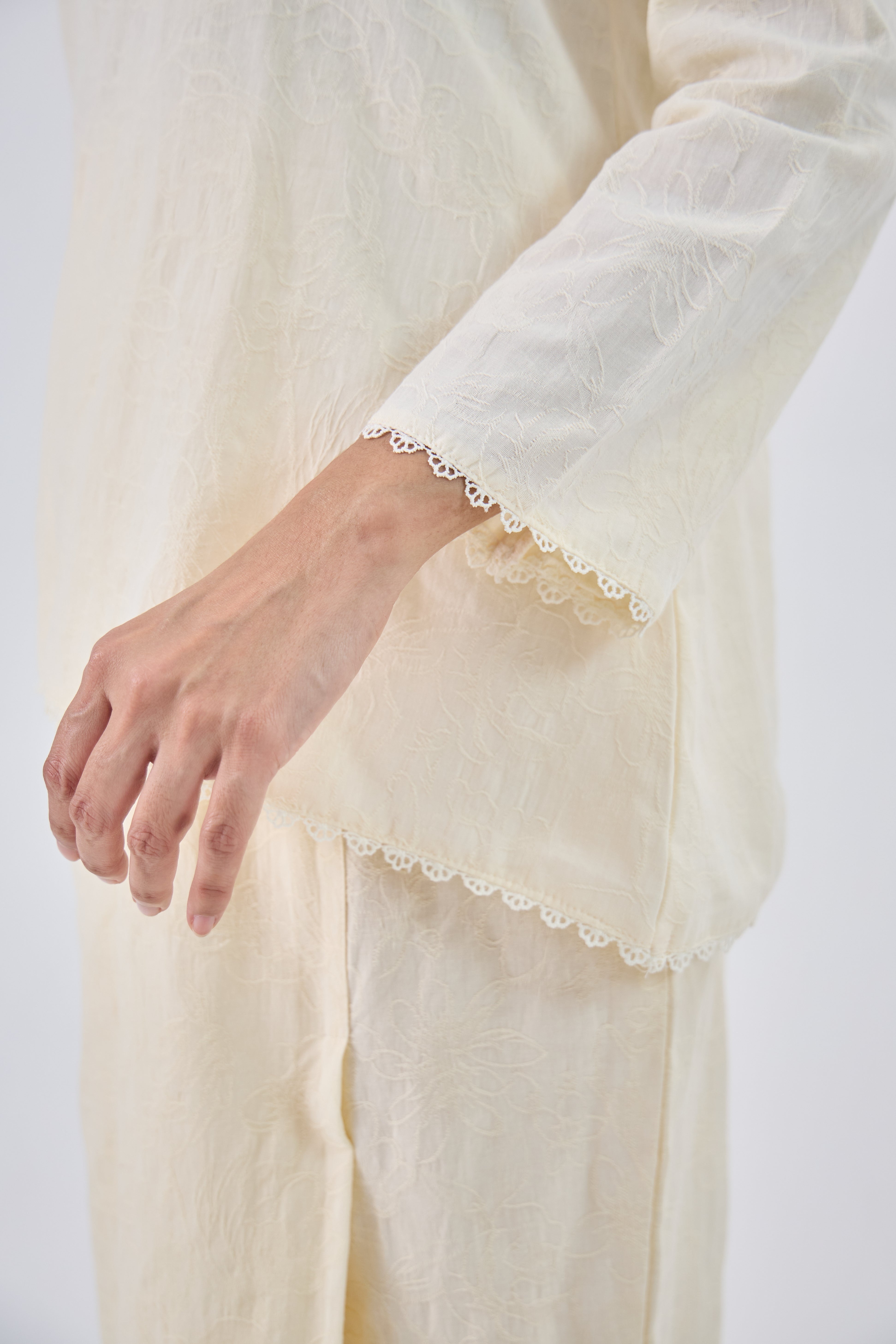 Laili in Cream