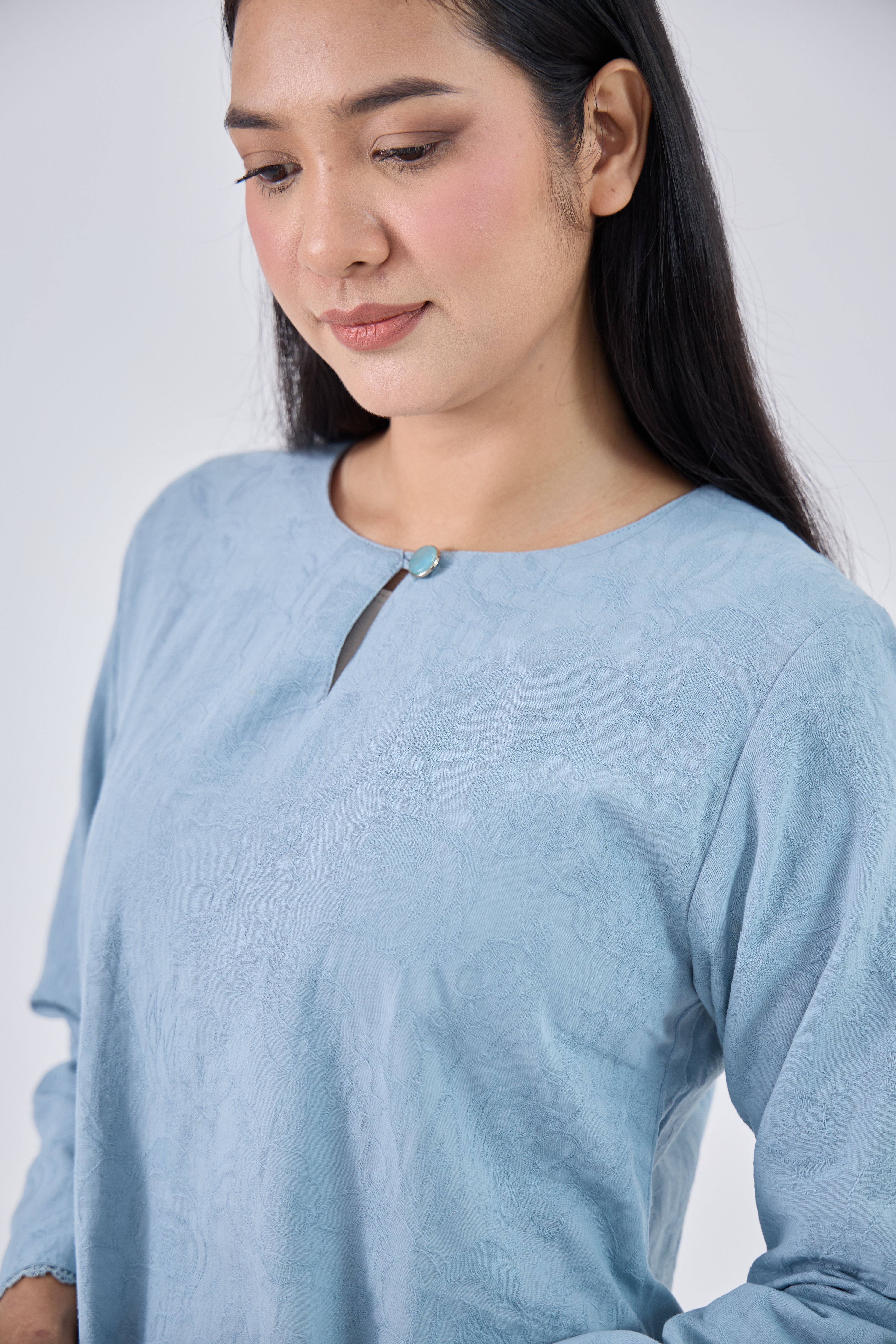 Laili in Blue
