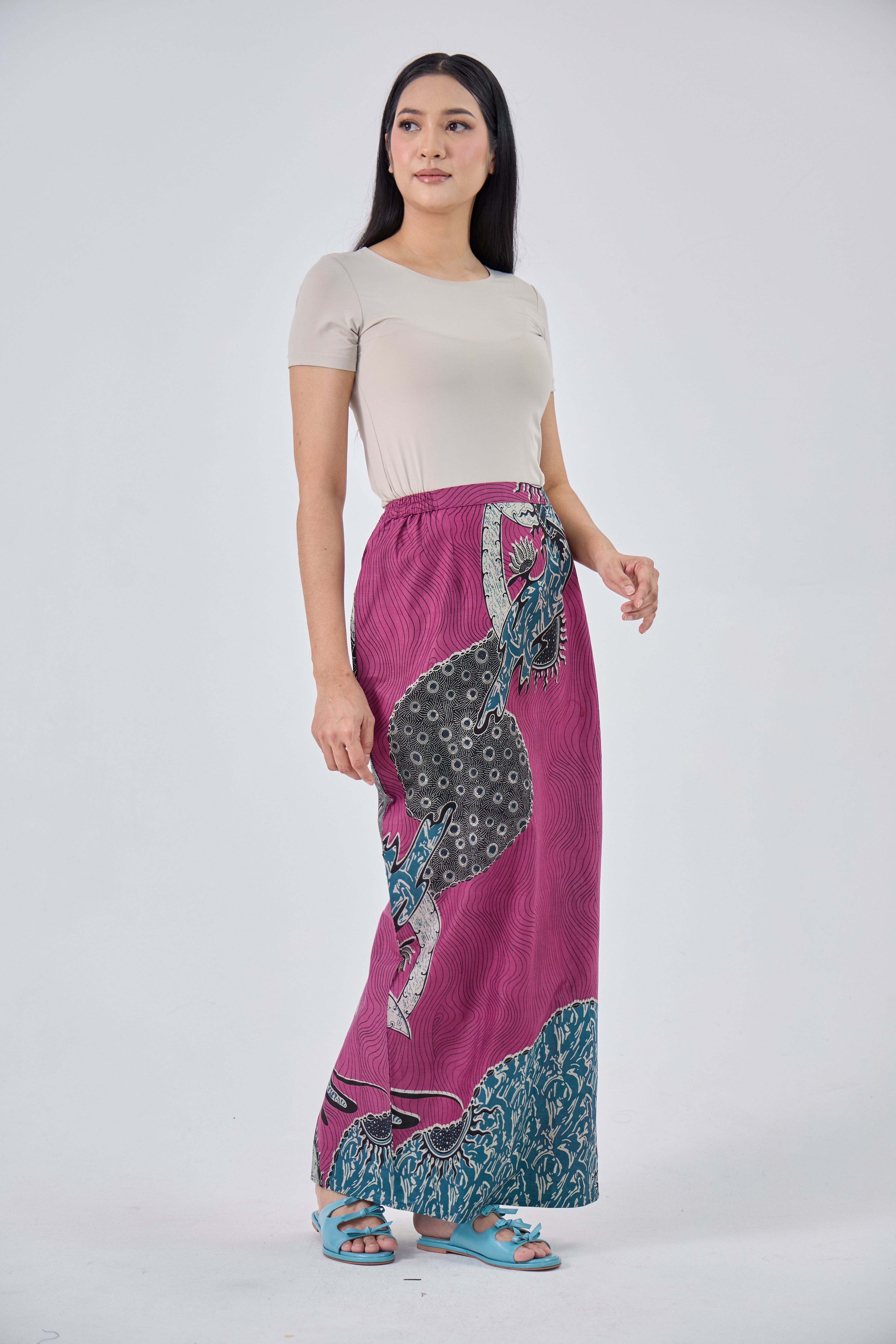 Madiha in Fuschia