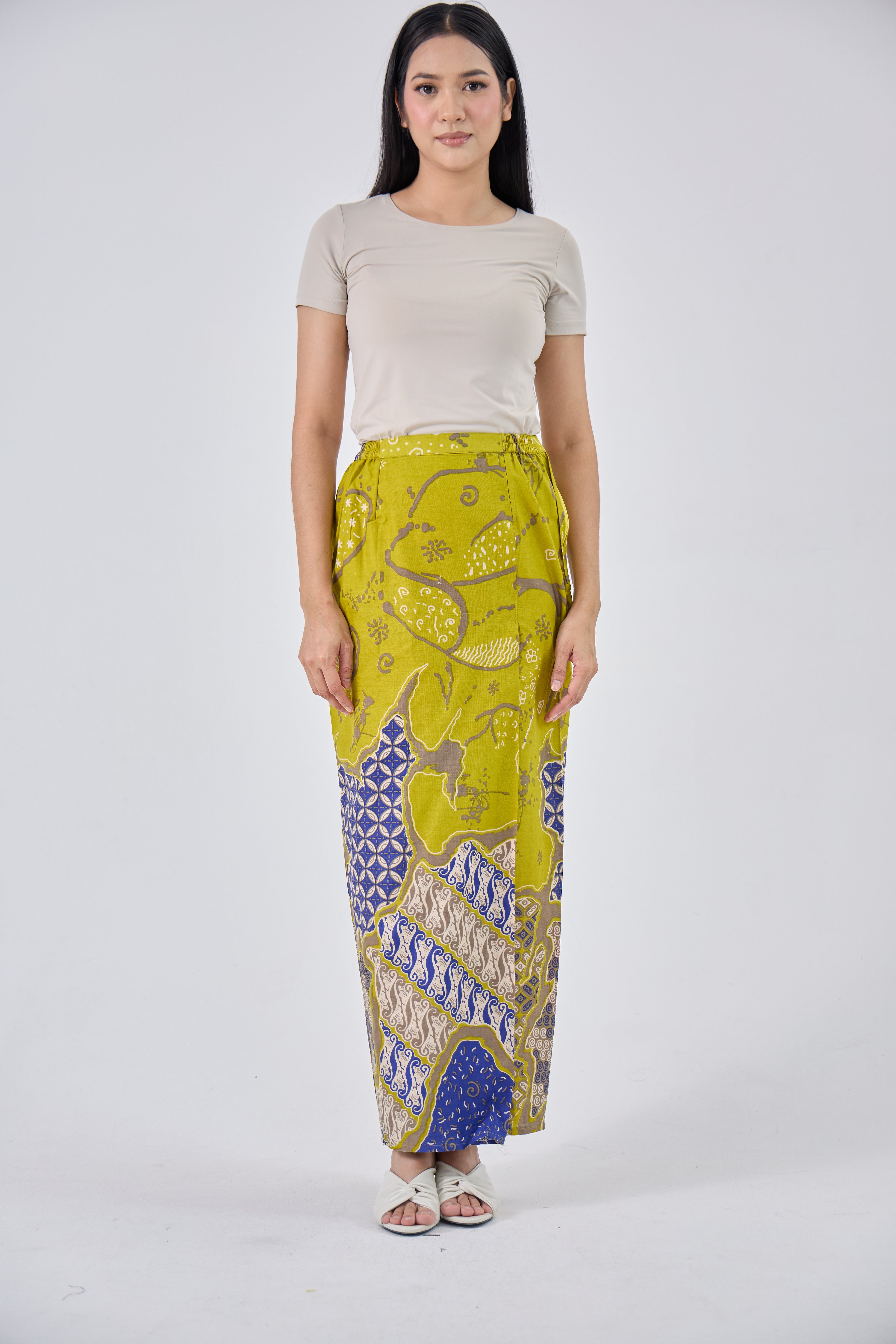 Mirah in Yellow