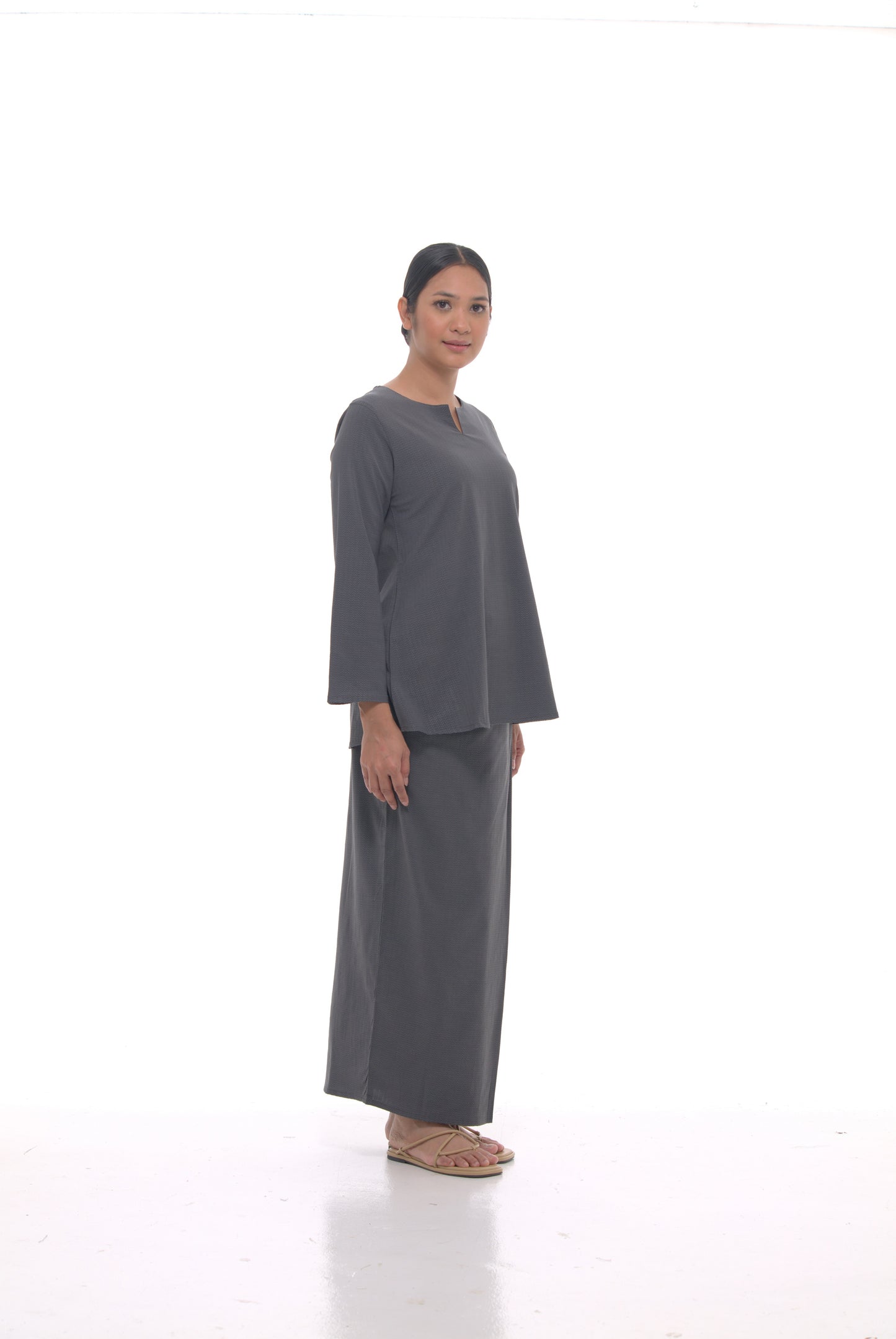 Junita Top in Dark Grey