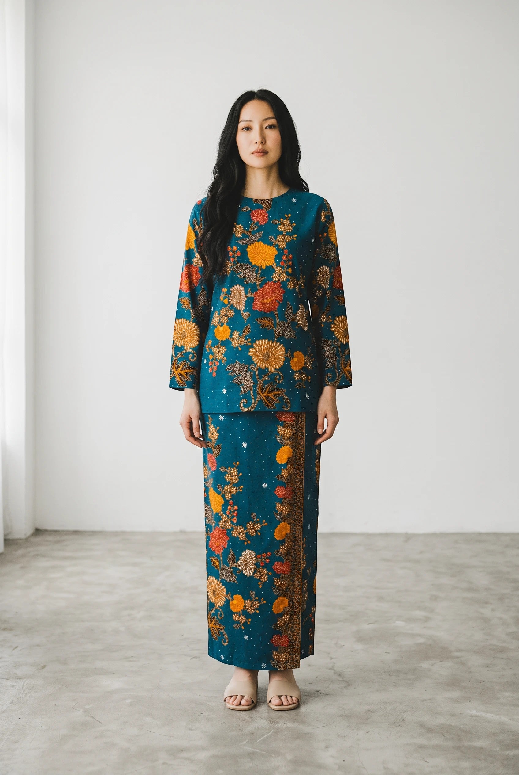 Nayra in Turquoise
