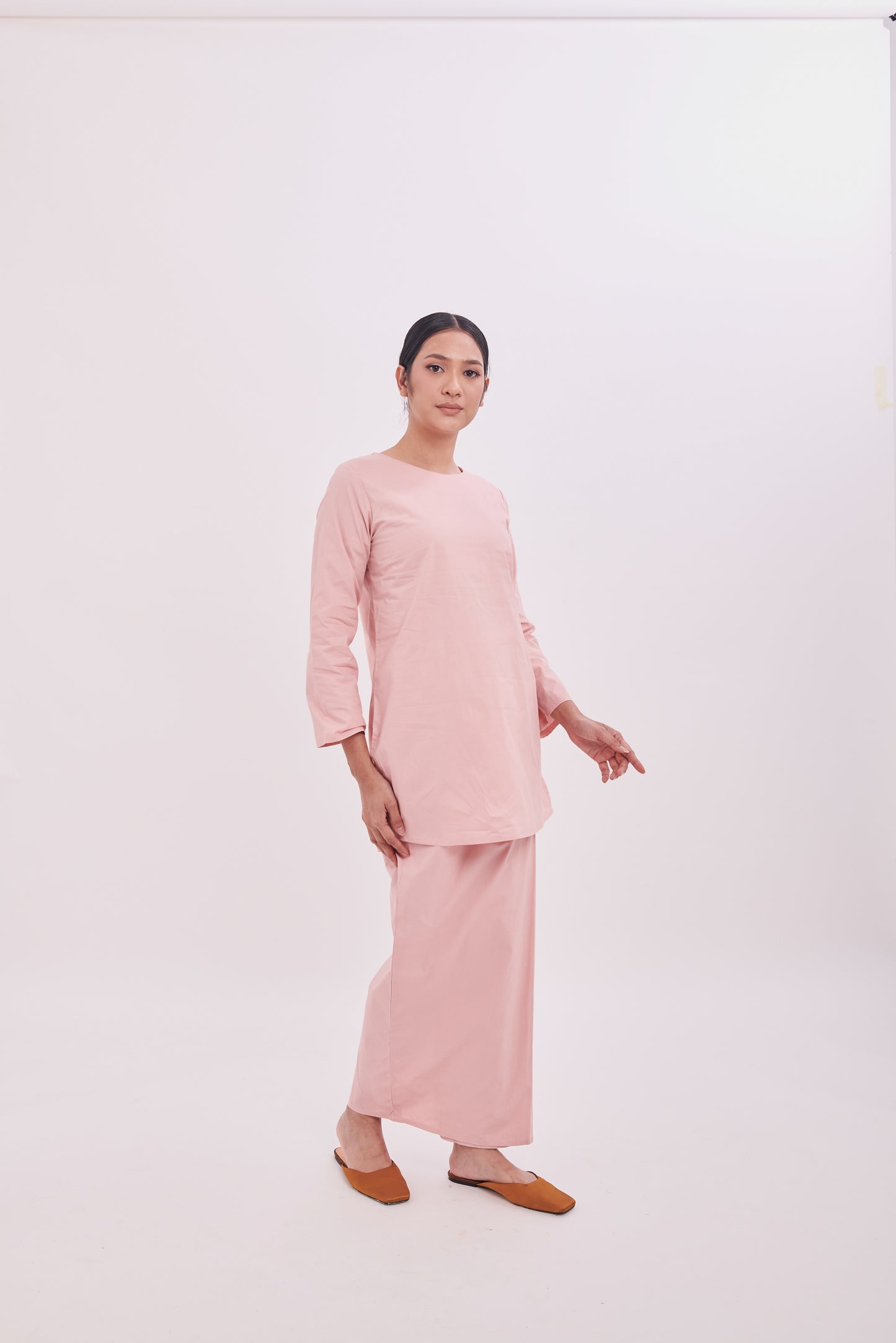 Nabilah Kurung in Pink