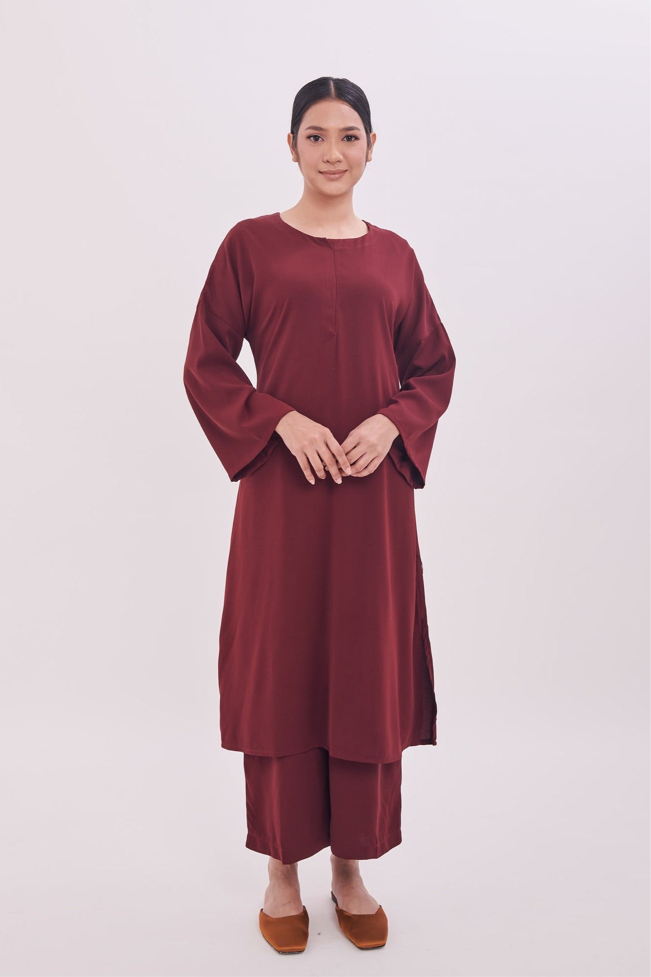 Edza Tunic Top in Maroon