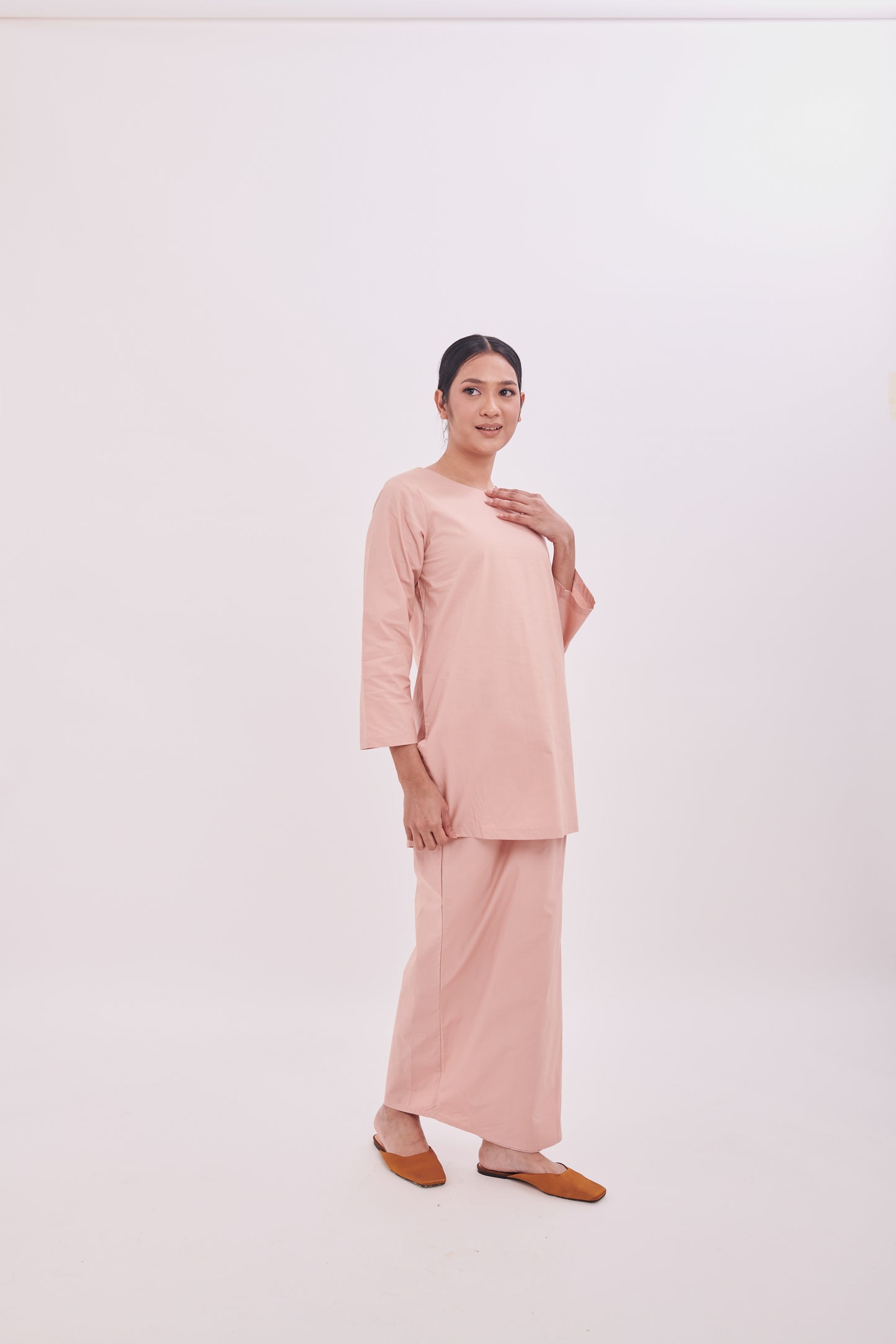 Nabilah Kurung in Nude