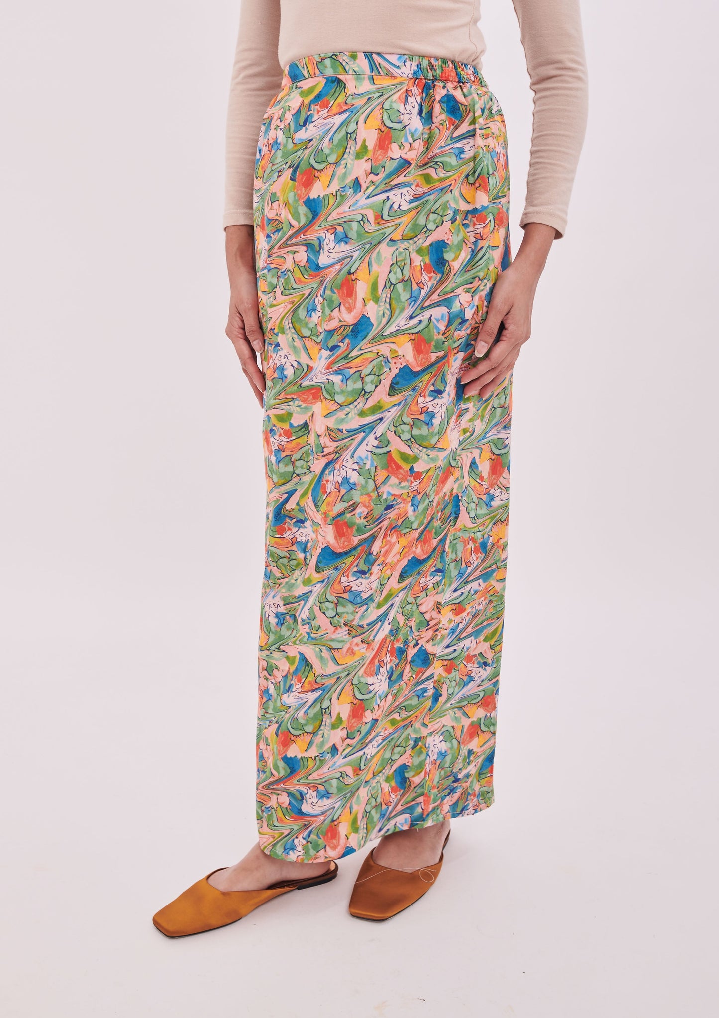 Julia Sarung in Green