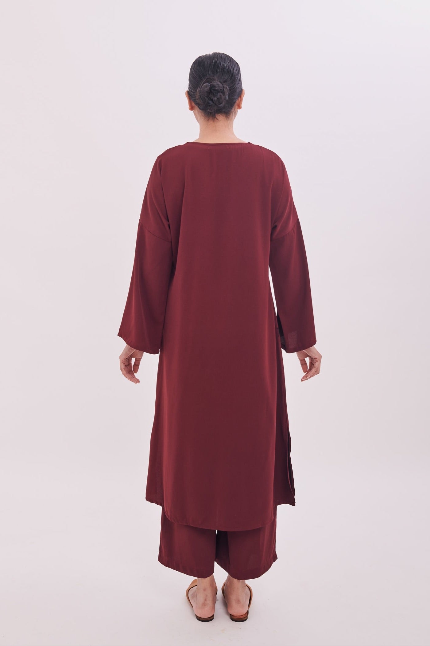 Edza Tunic Top in Maroon