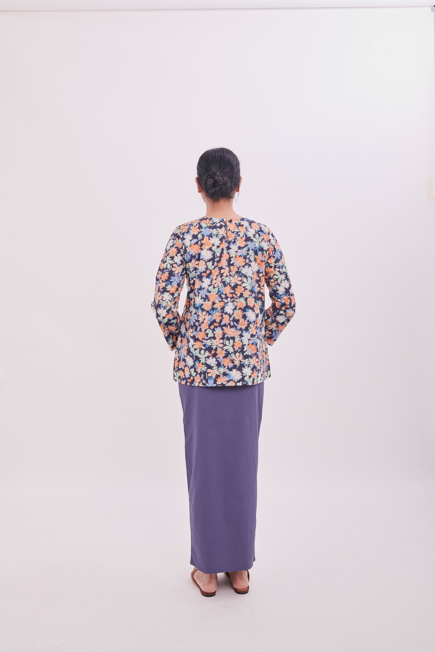 Jasmin Top in Dark Blue