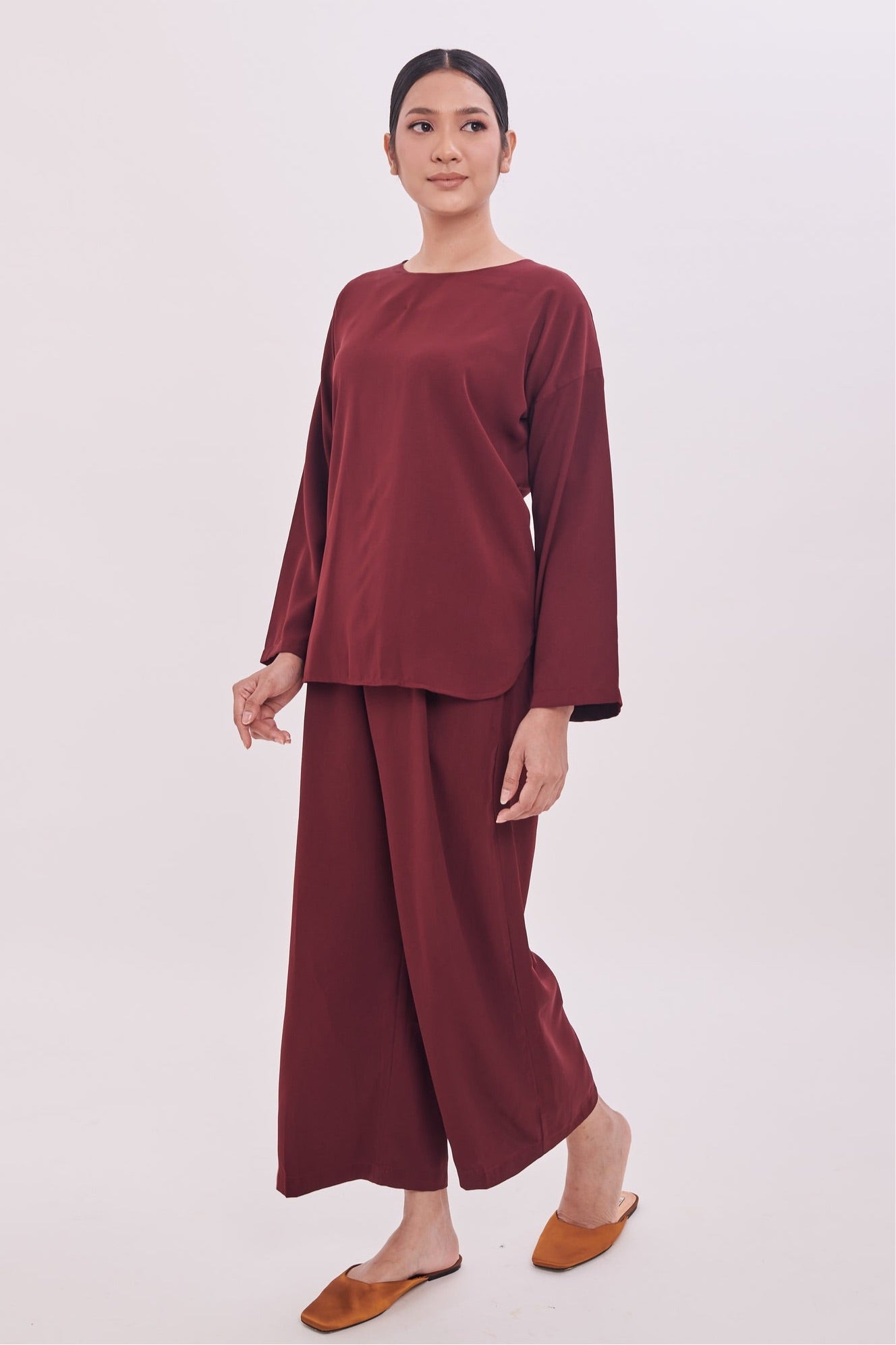 Edza Top in Maroon