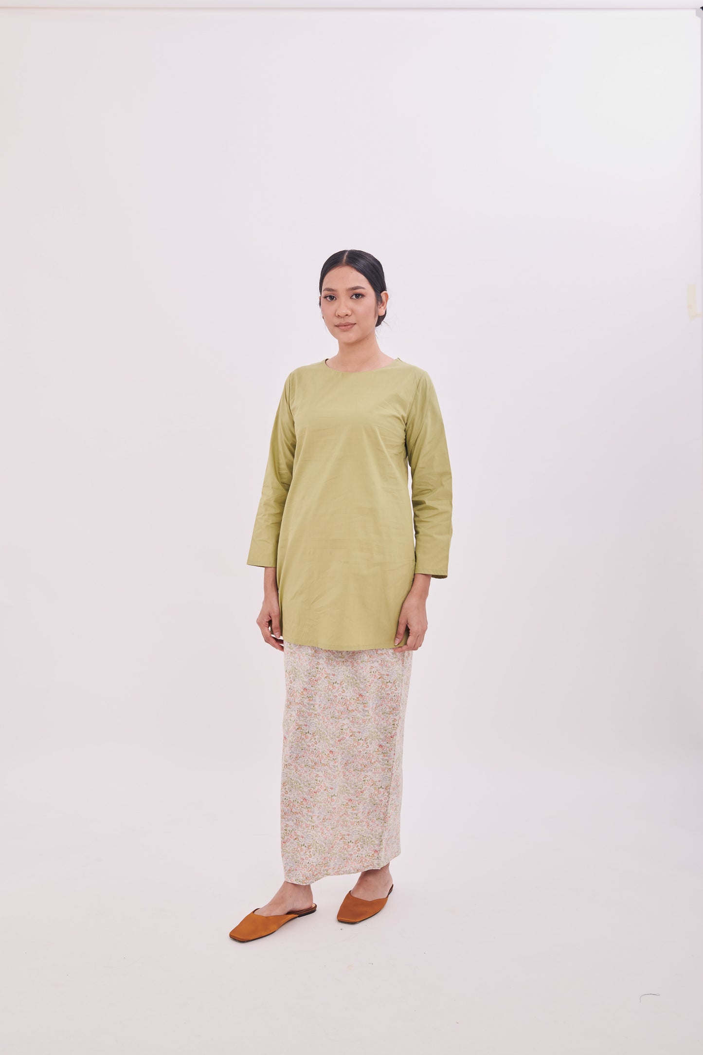 Nabilah Kurung in Light Green