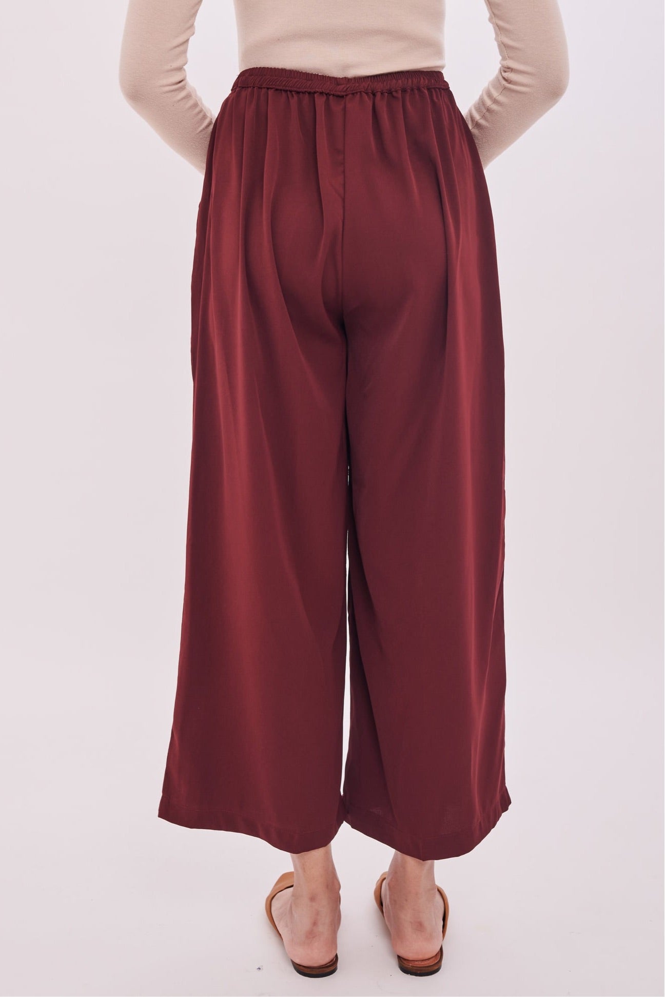 Edza Palazzo in Maroon