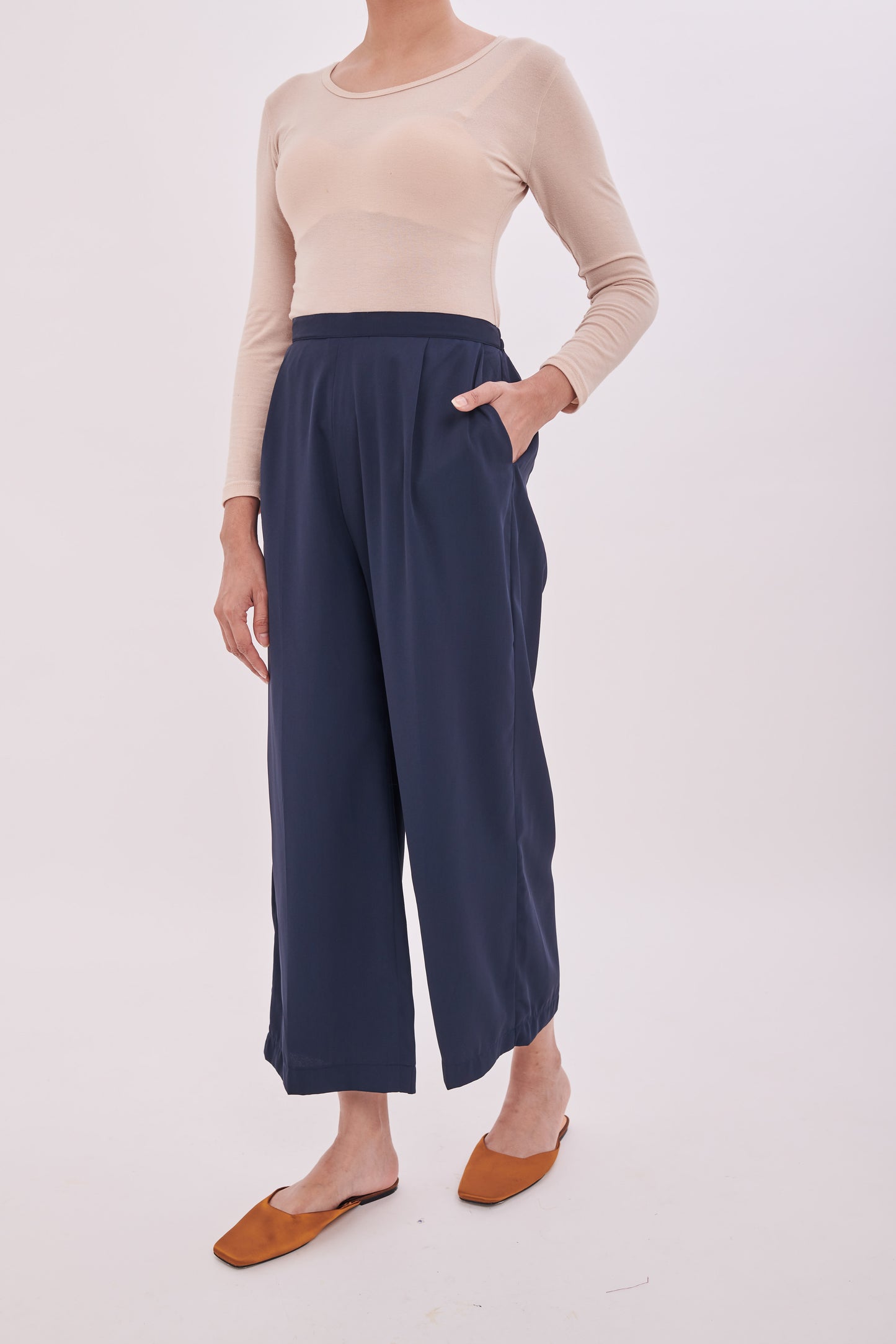 Edza Palazzo in Dark Blue