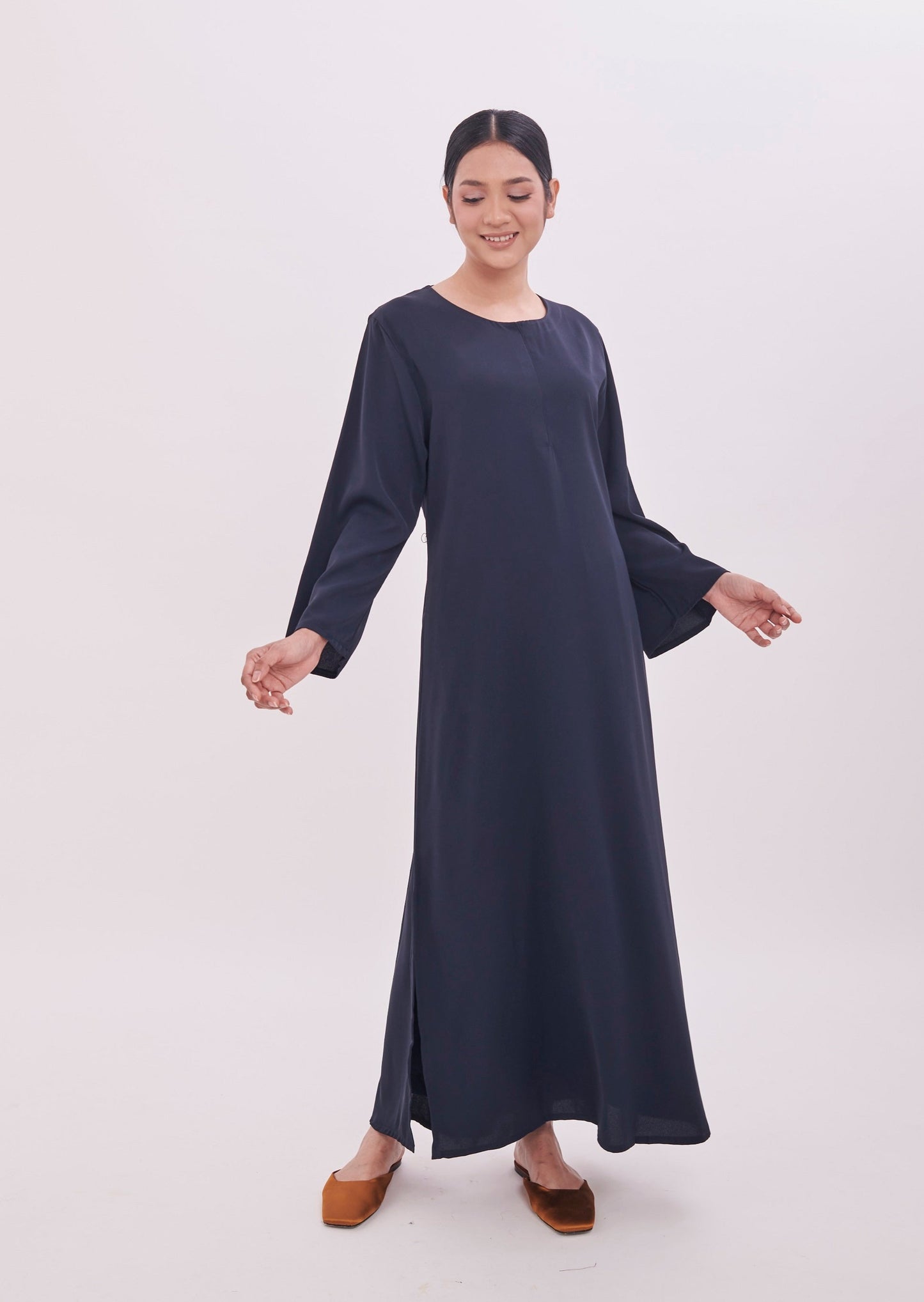 Edza Maxi Dress in Dark Blue