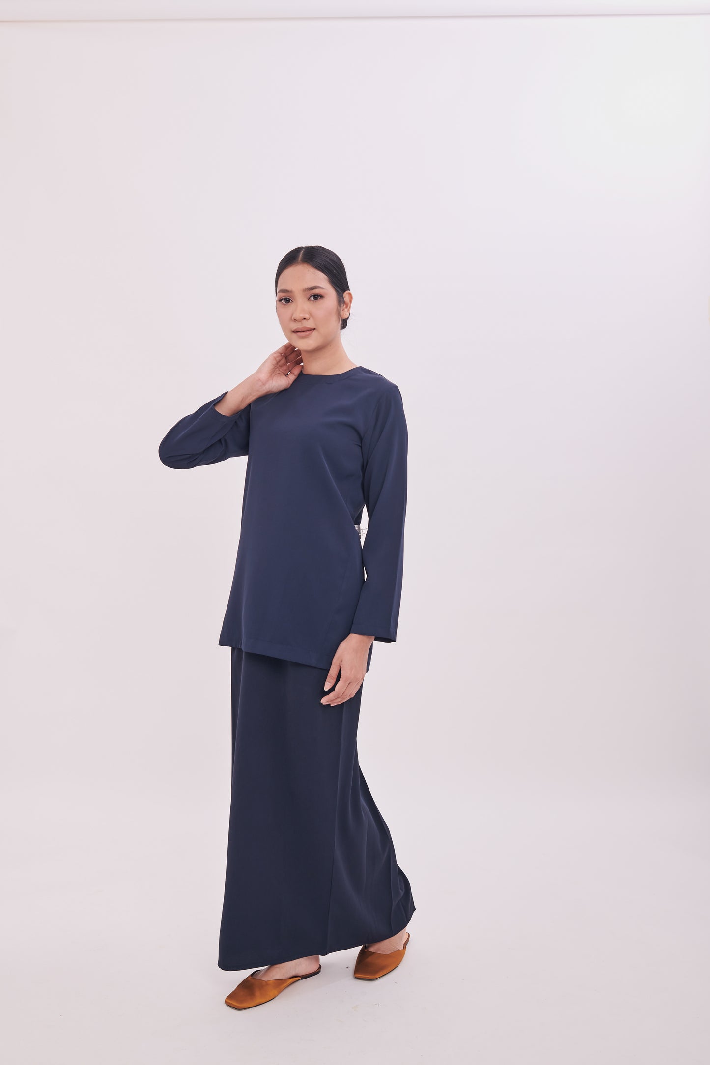 Edza Mini in Dark Blue