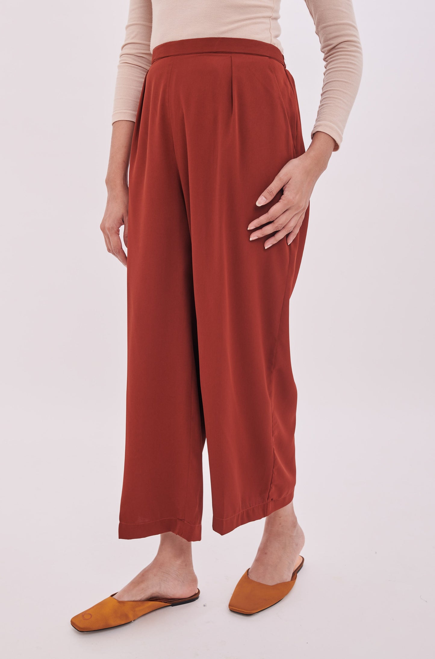 Edza Palazzo in Brown