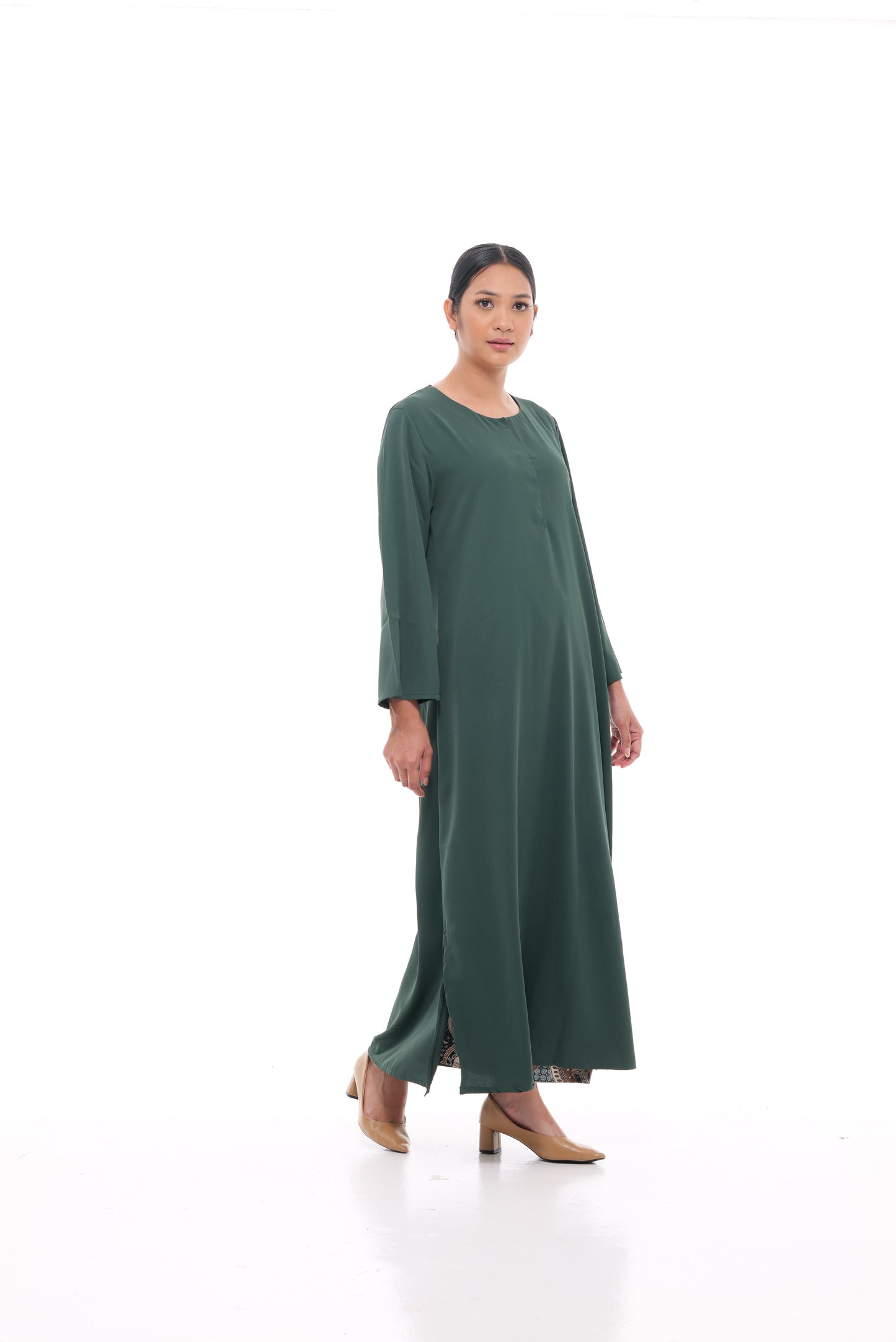 Edza Maxi Dress in Dark Green