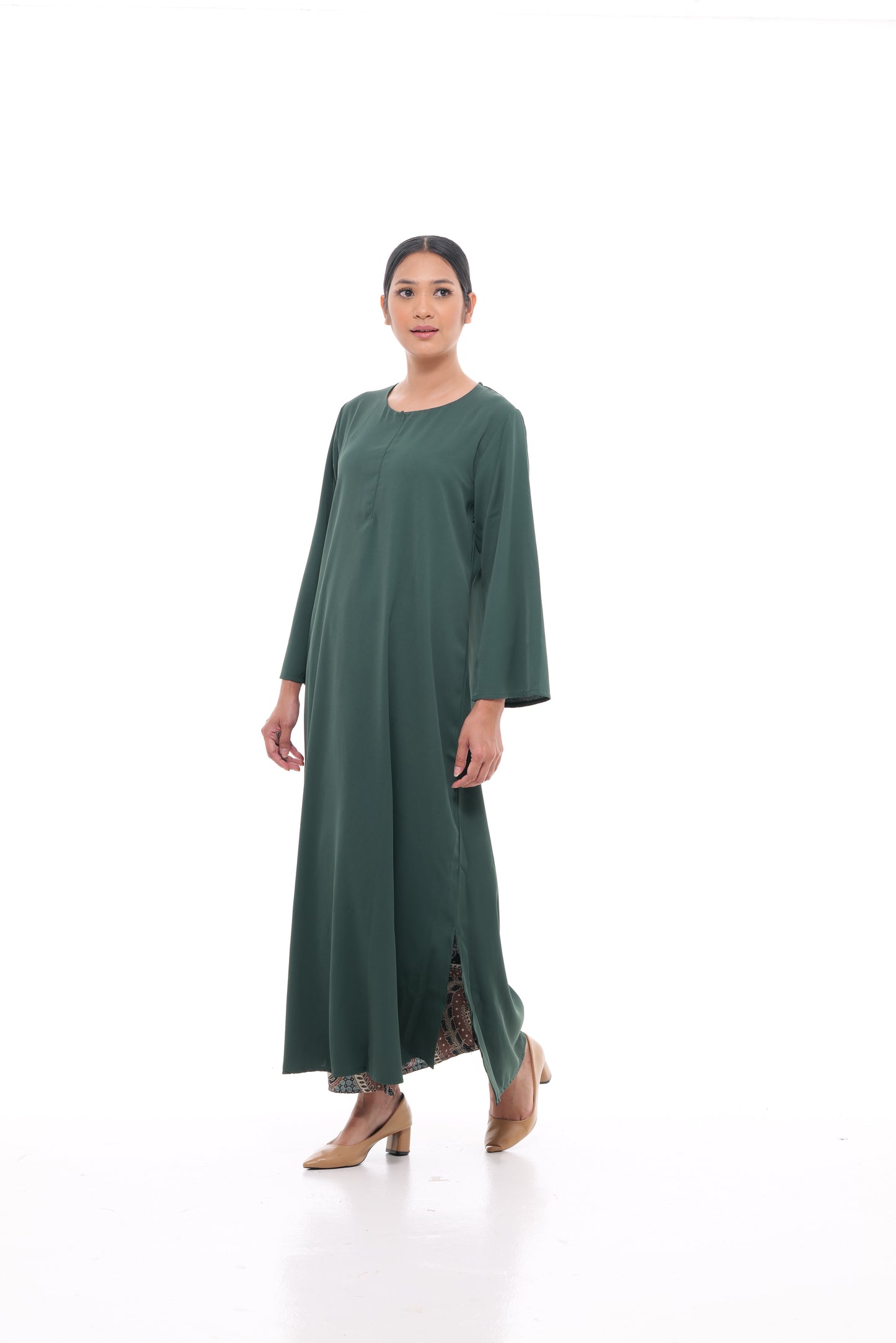 Edza Maxi Dress in Dark Green