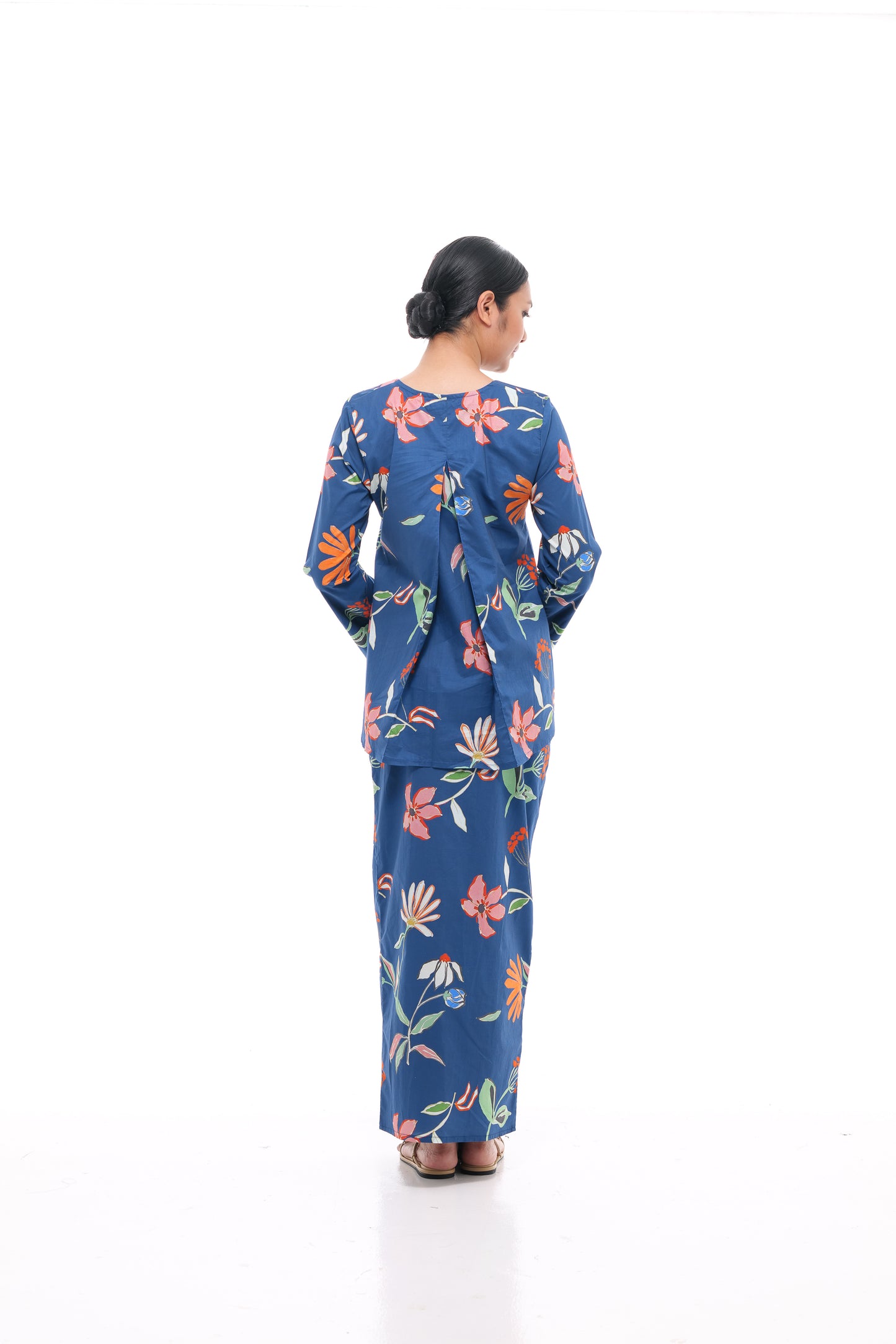 Jamilah Top in Dark Blue and Orange