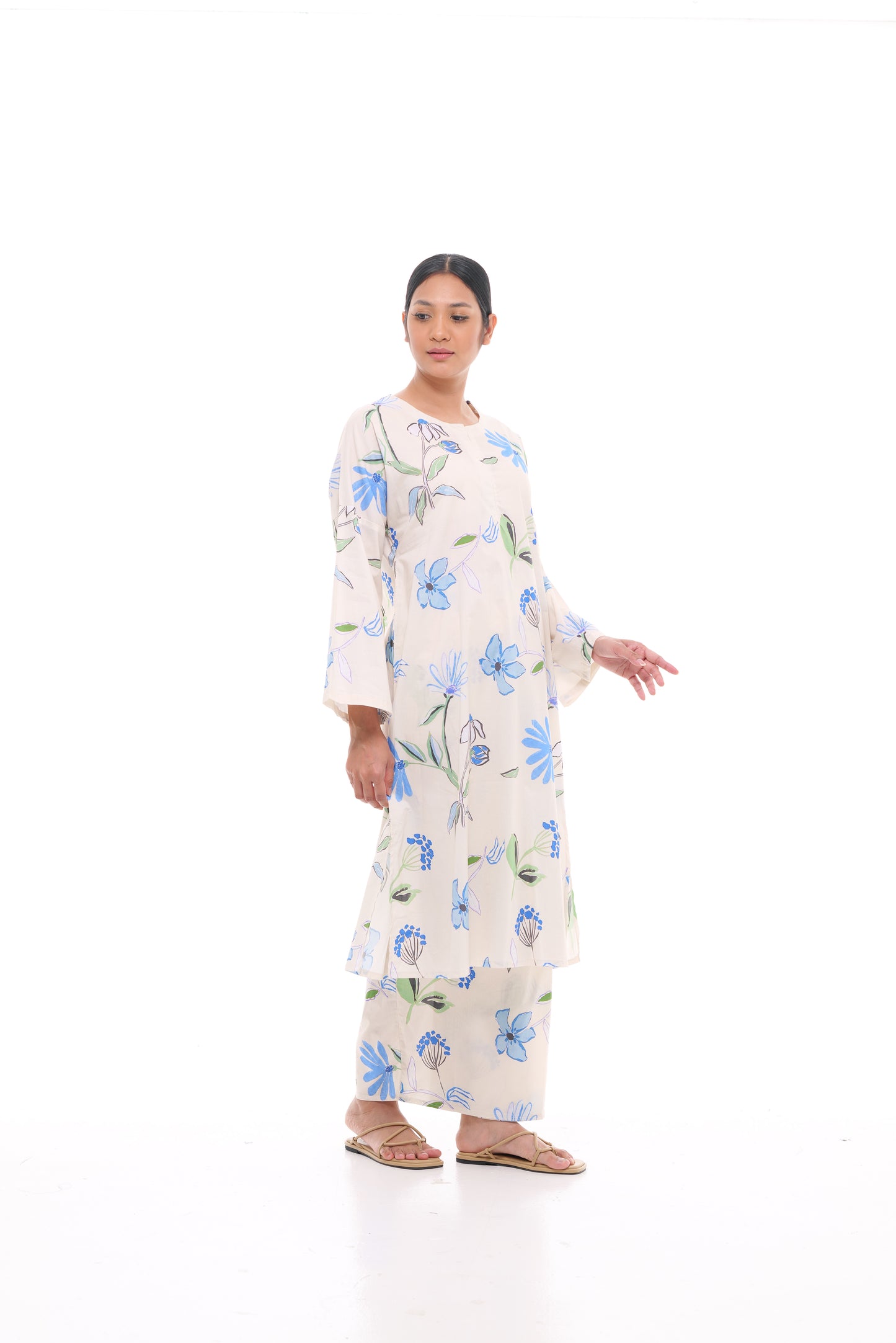 Jamilah Tunic in White and Blue