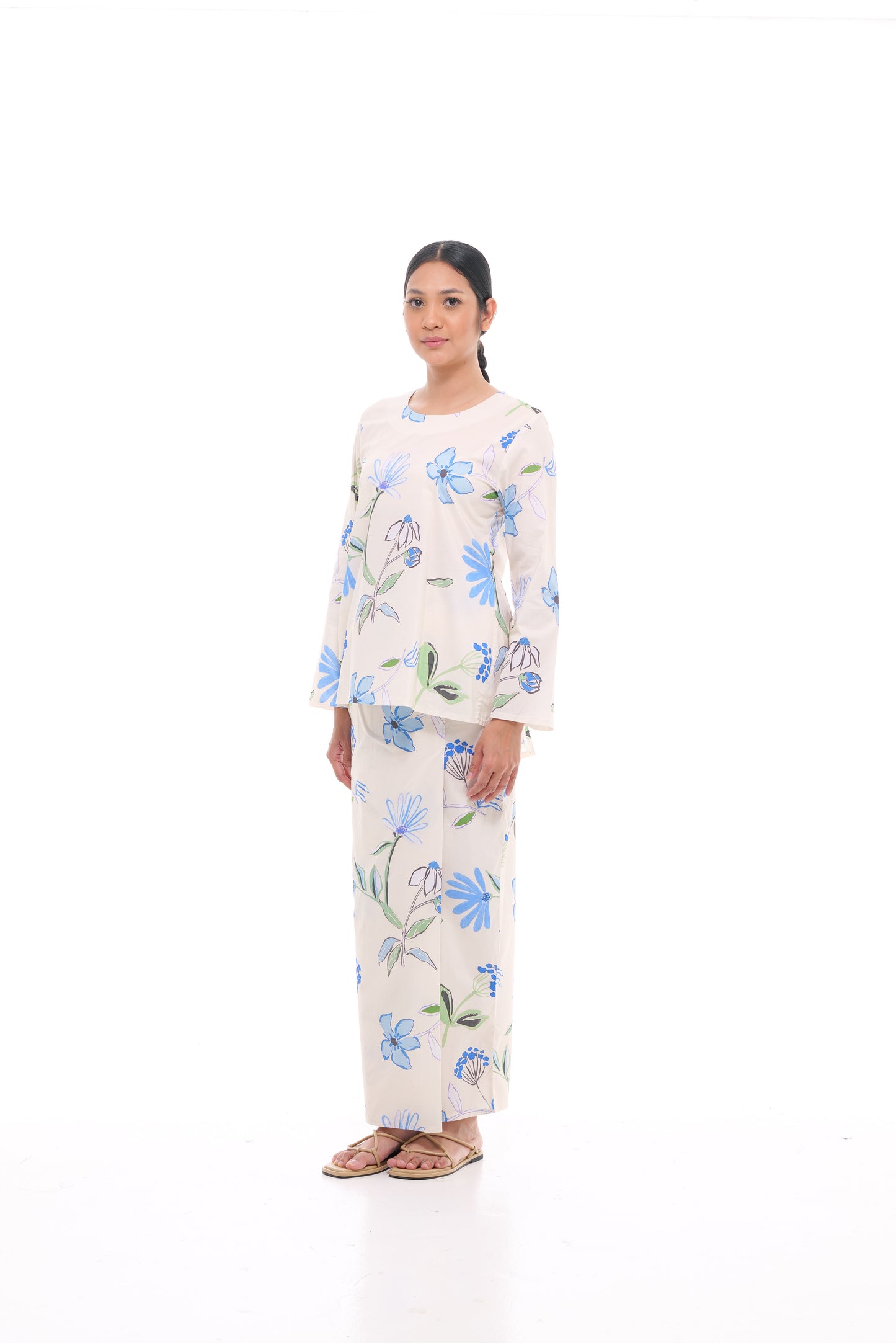 Jamilah Top in White and Blue
