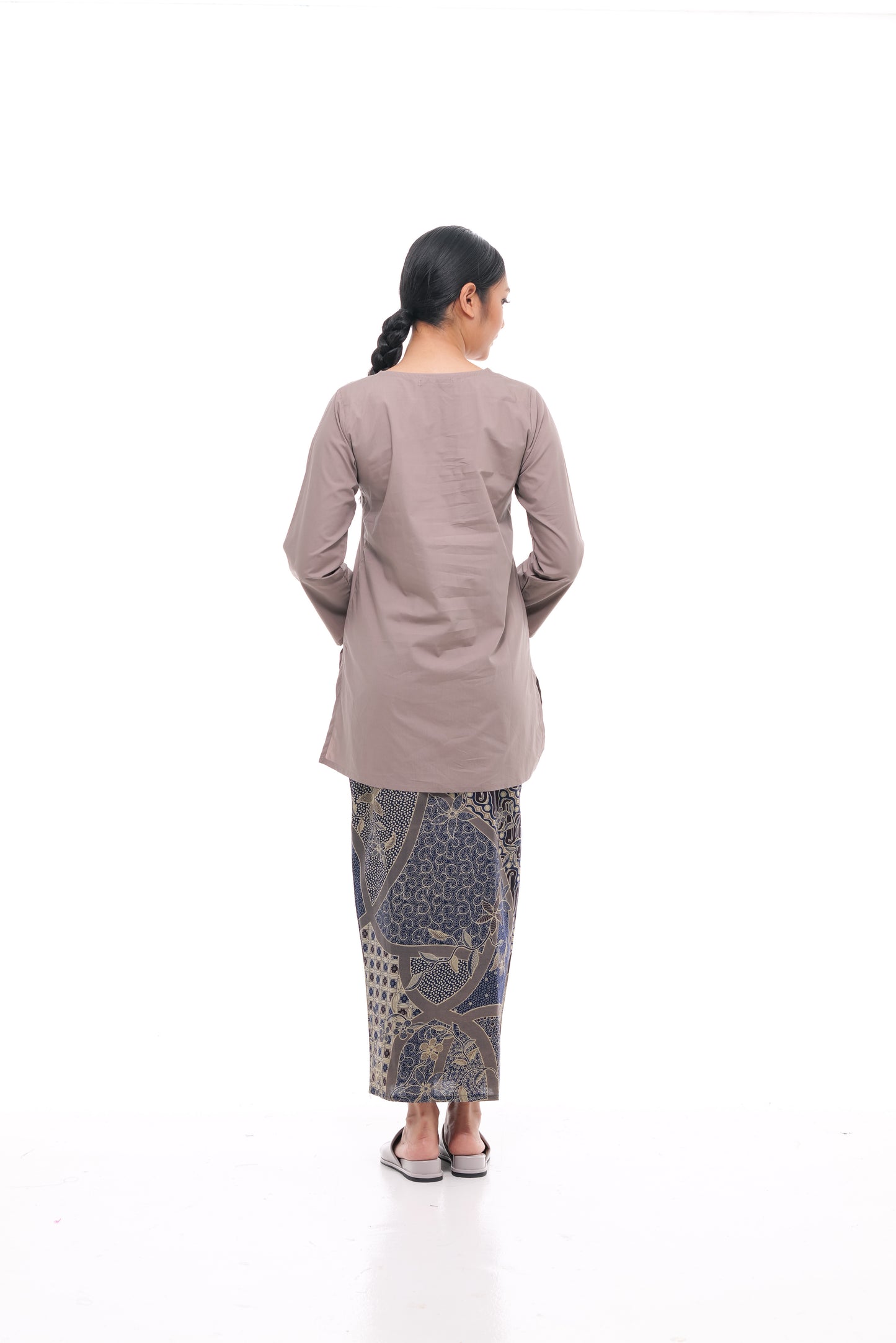 Nabilah Kurung in Earl Grey
