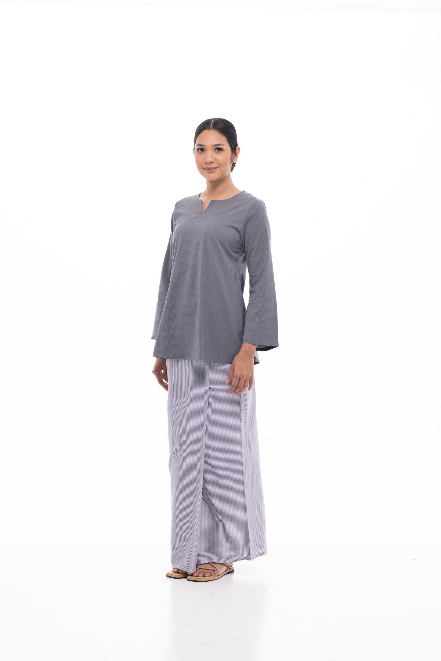 Junita Top in Grey