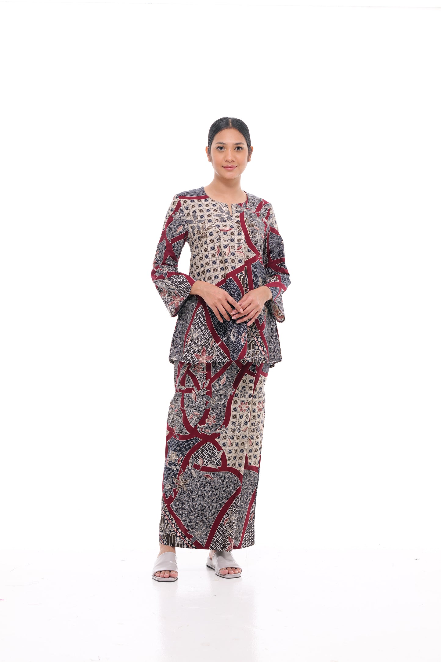 Junaida Top in Maroon