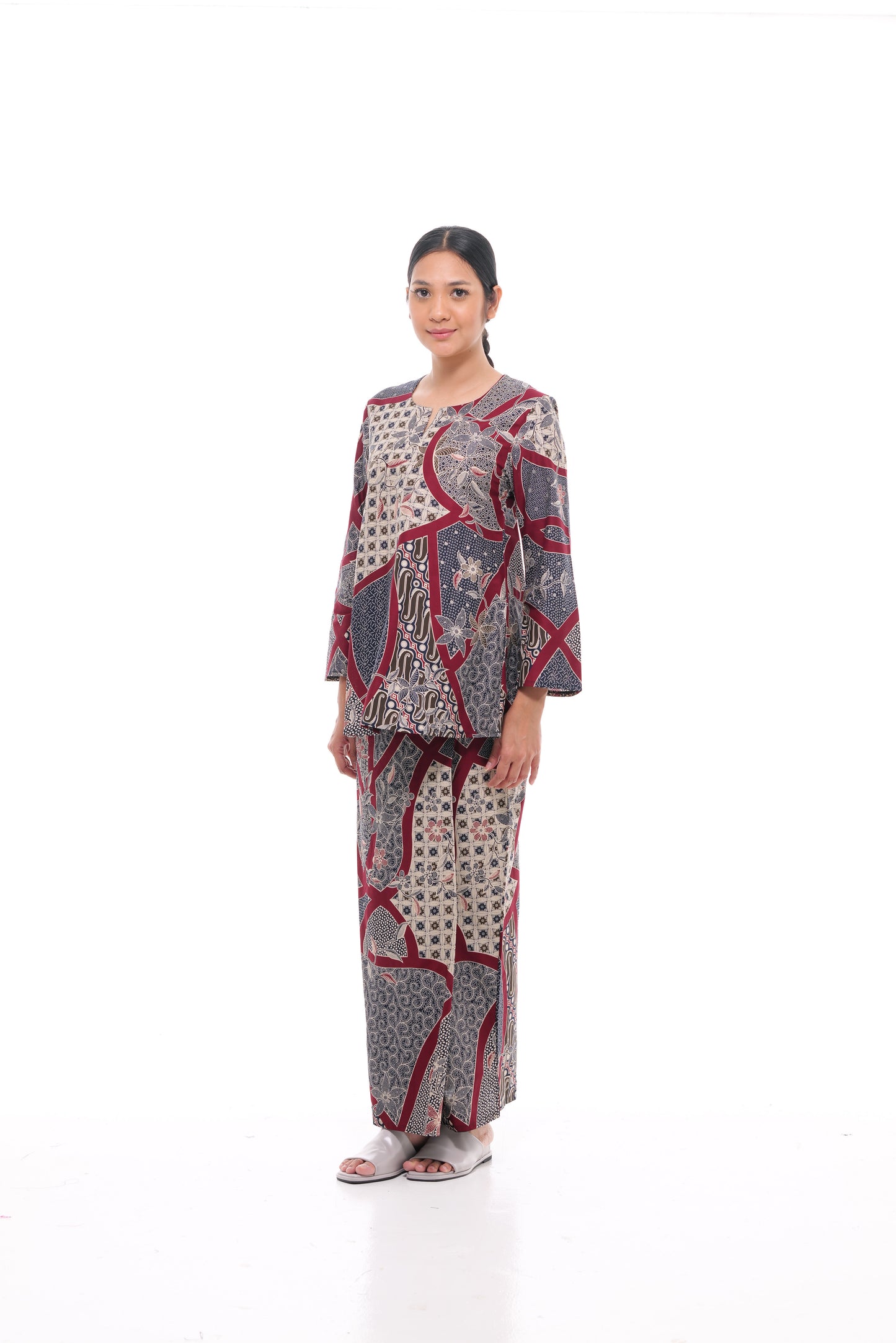 Junaida Top in Maroon