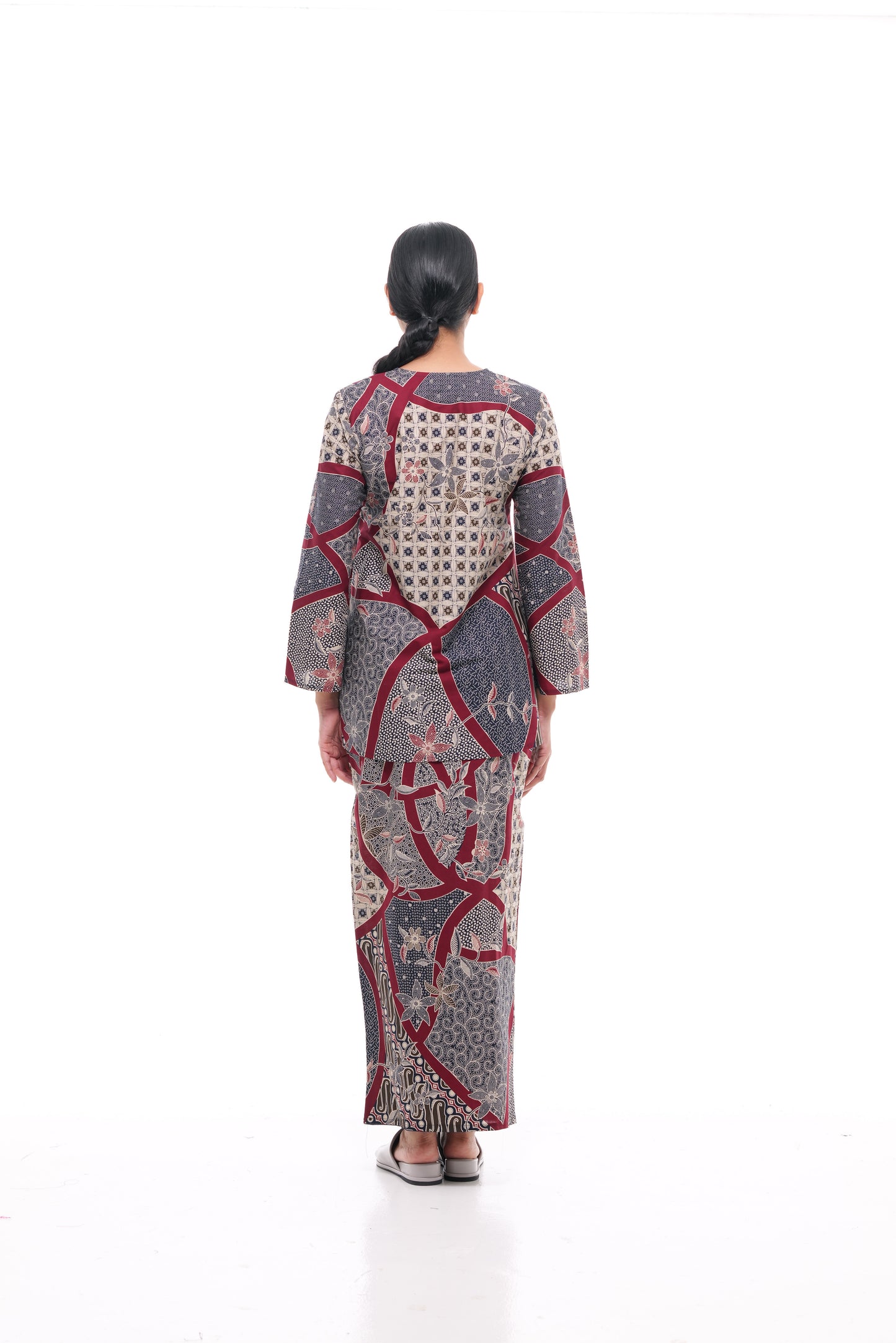Junaida Top in Maroon