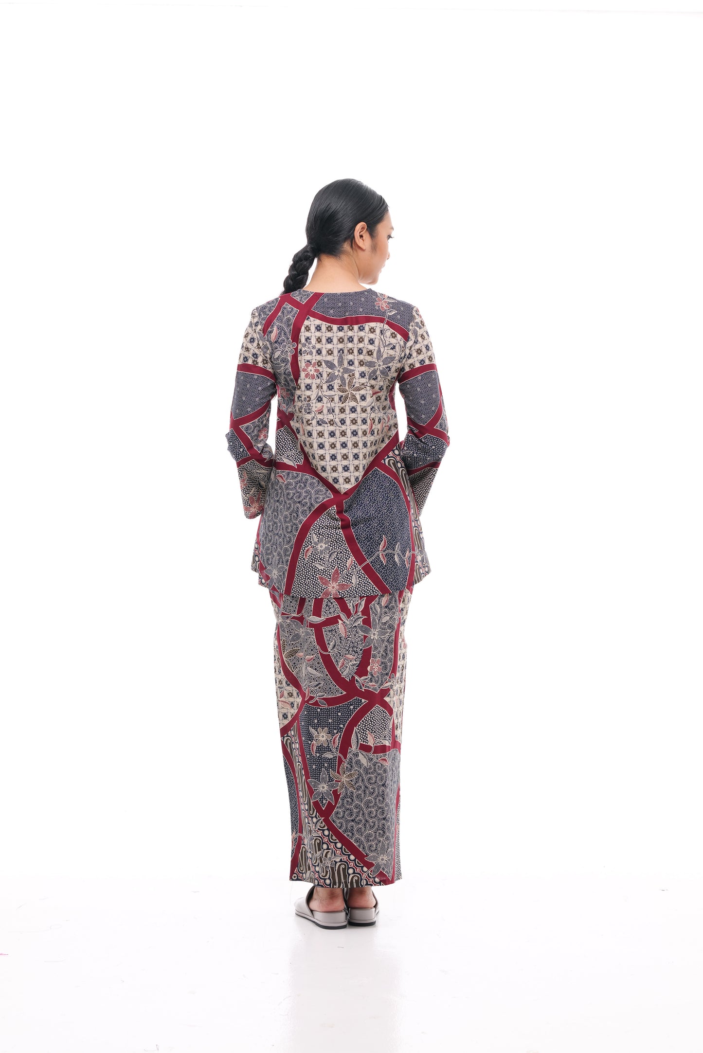 Junaida Top in Maroon