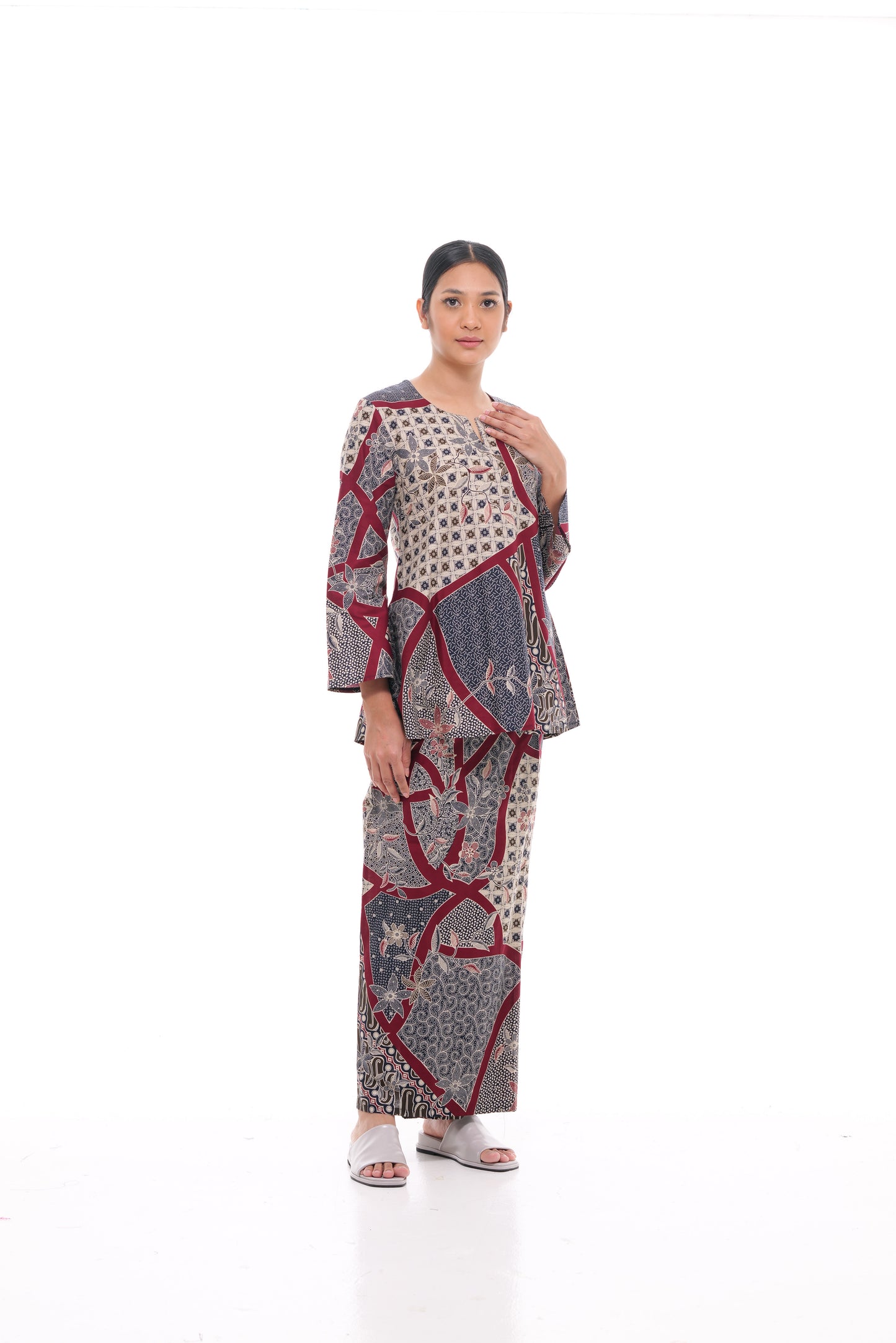 Junaida Top in Maroon