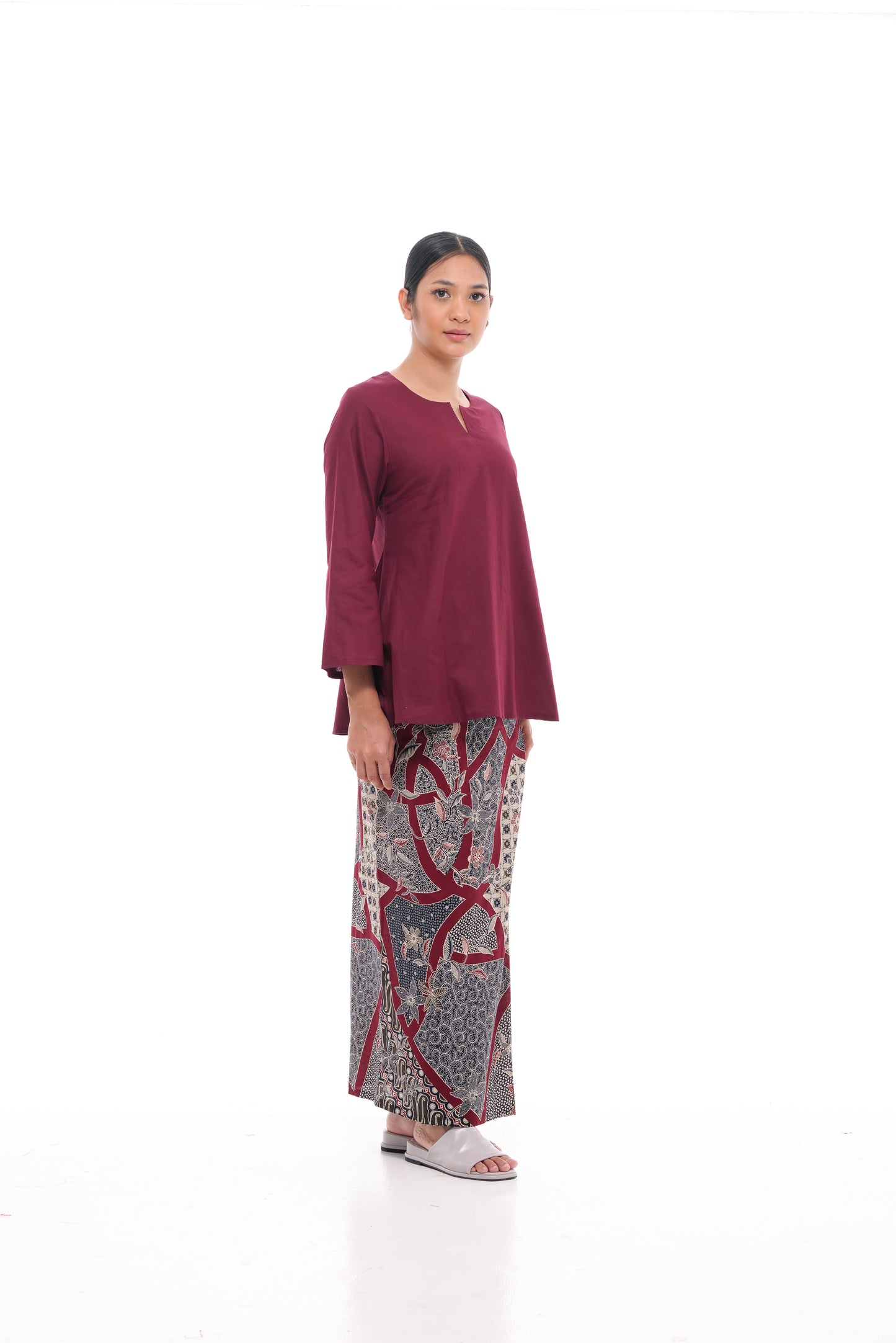 Norlida Top in Maroon