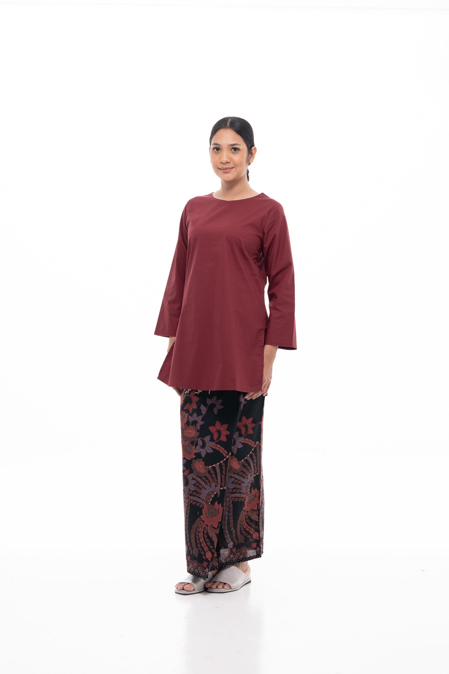 Nabilah Kurung in Maroon