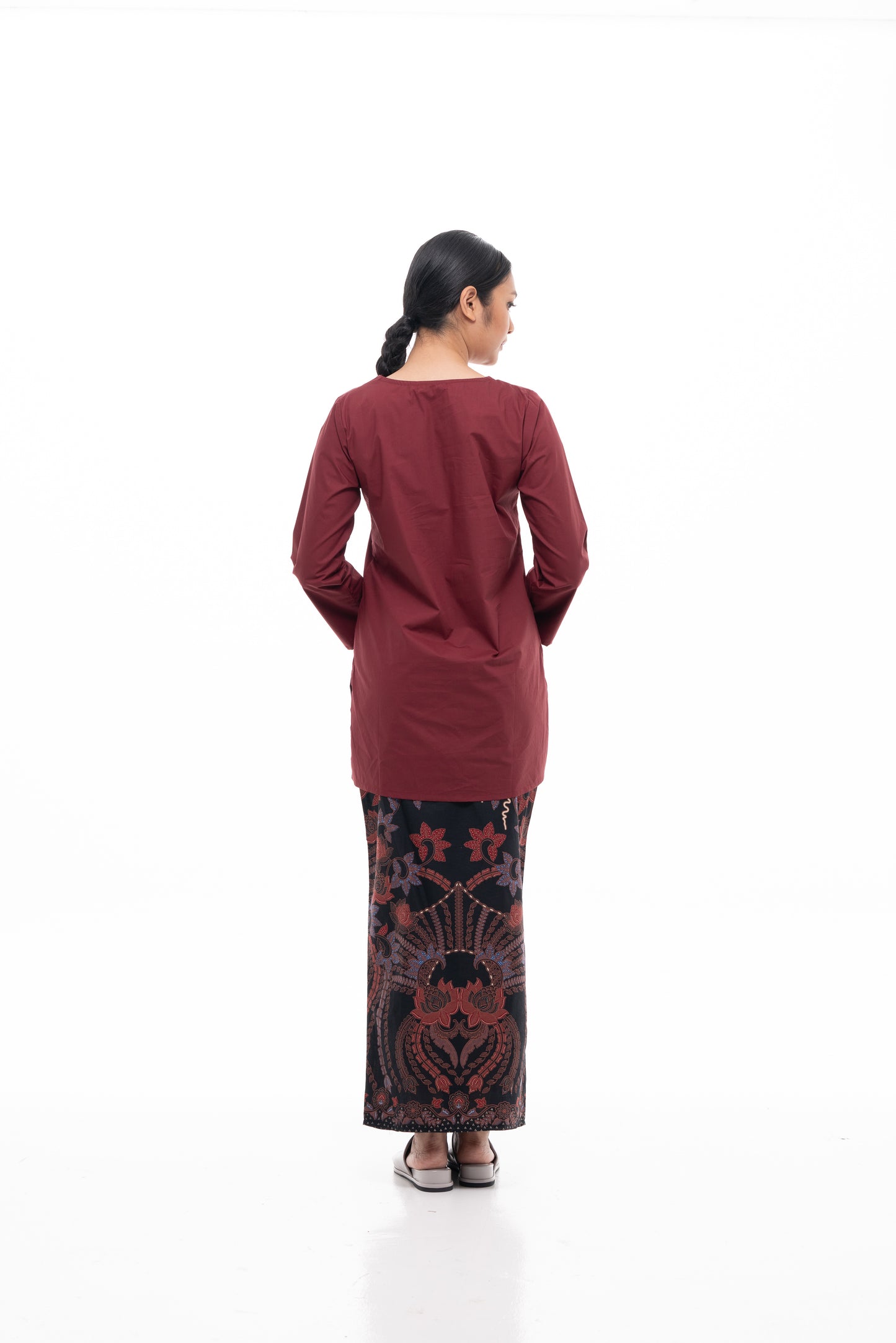 Nabilah Kurung in Maroon