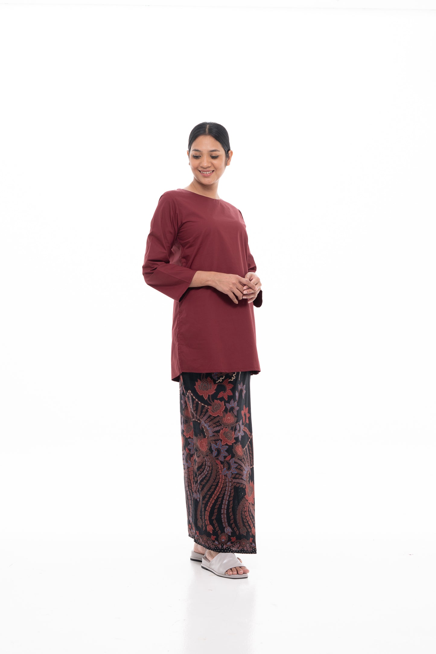 Nabilah Kurung in Maroon